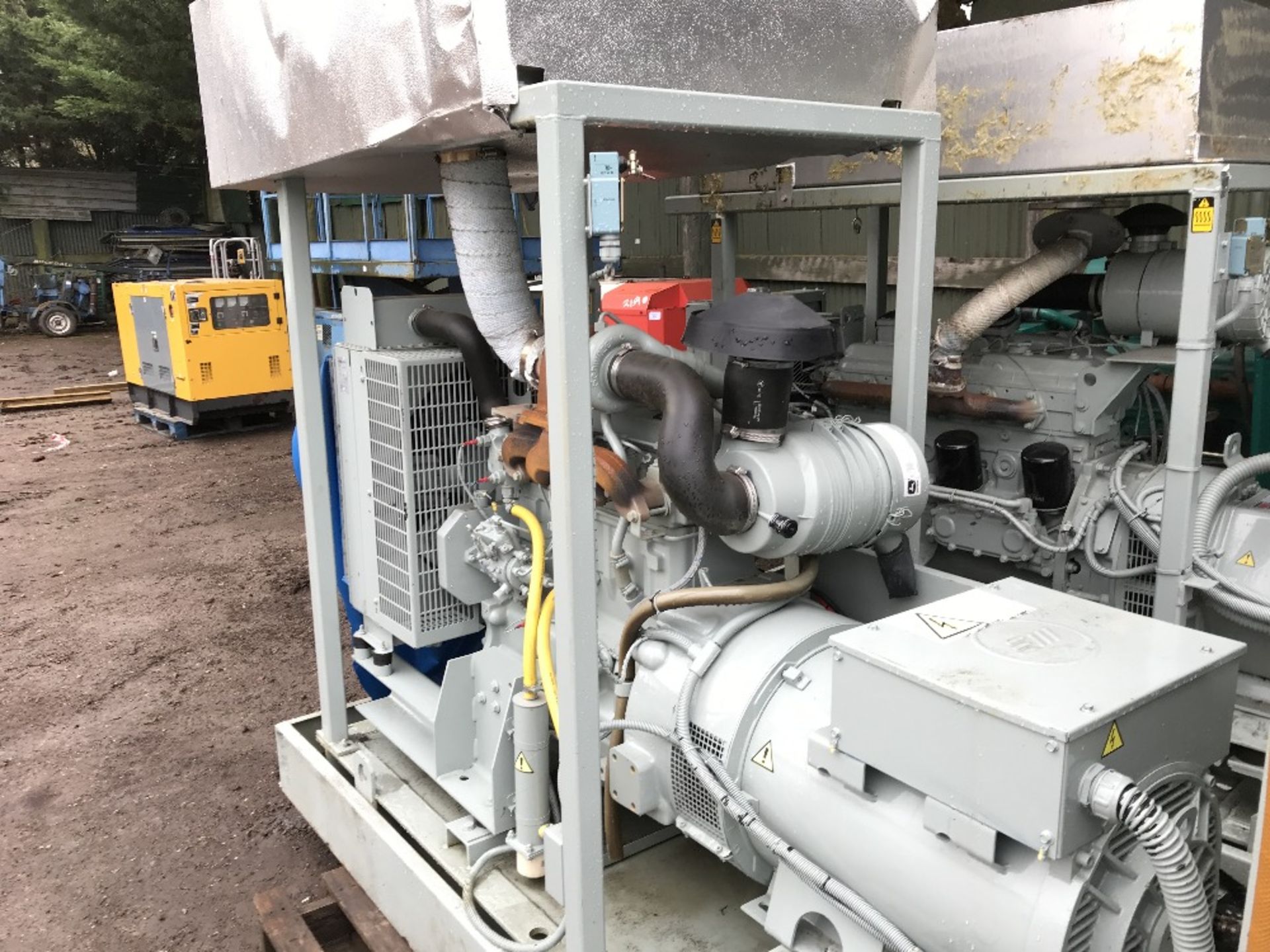 JOHN DEERE STANDBY 70 KVA OPEN GENERATOR, EX MAJOR COMPANY LIQUIDATION 129 REC HRS SN: 06/4749