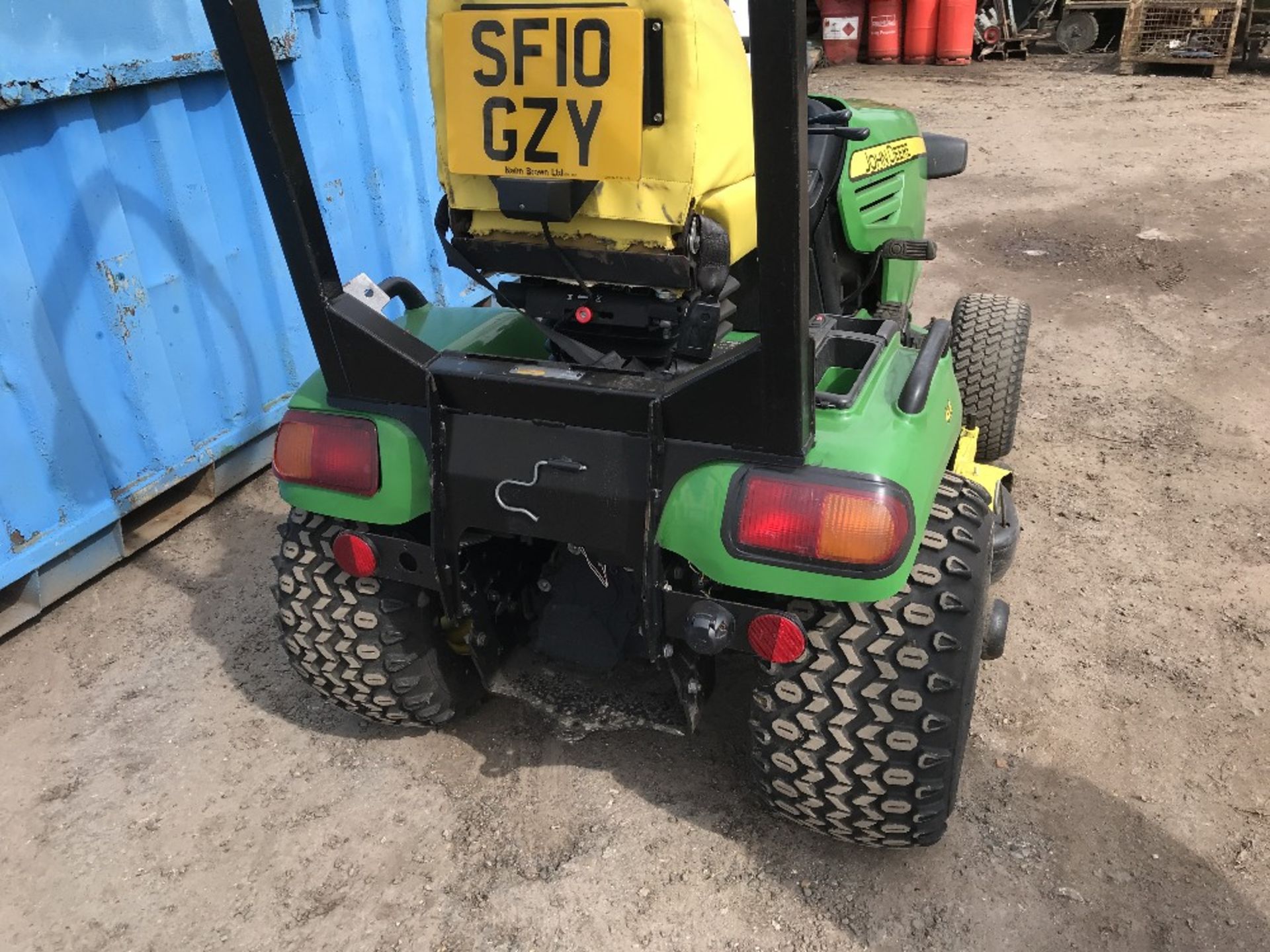 JOHN DEERE X748 ULTIMATE 4WD RIDE ON MOWER YEAR 2009 622 RECORDED HRS HYDRAULIC LIFTING CUTTER - Image 6 of 7