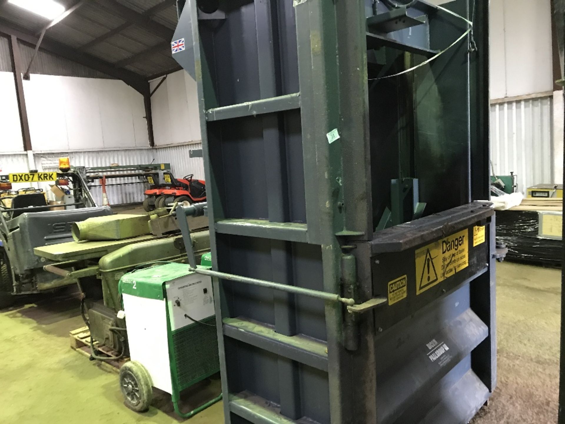 DICOM HEAVY DUTY WASTE BALER UNIT, DIRECT EX MAJOR COMPANY LIQUIDATION, REMOVED FROM A WORKING