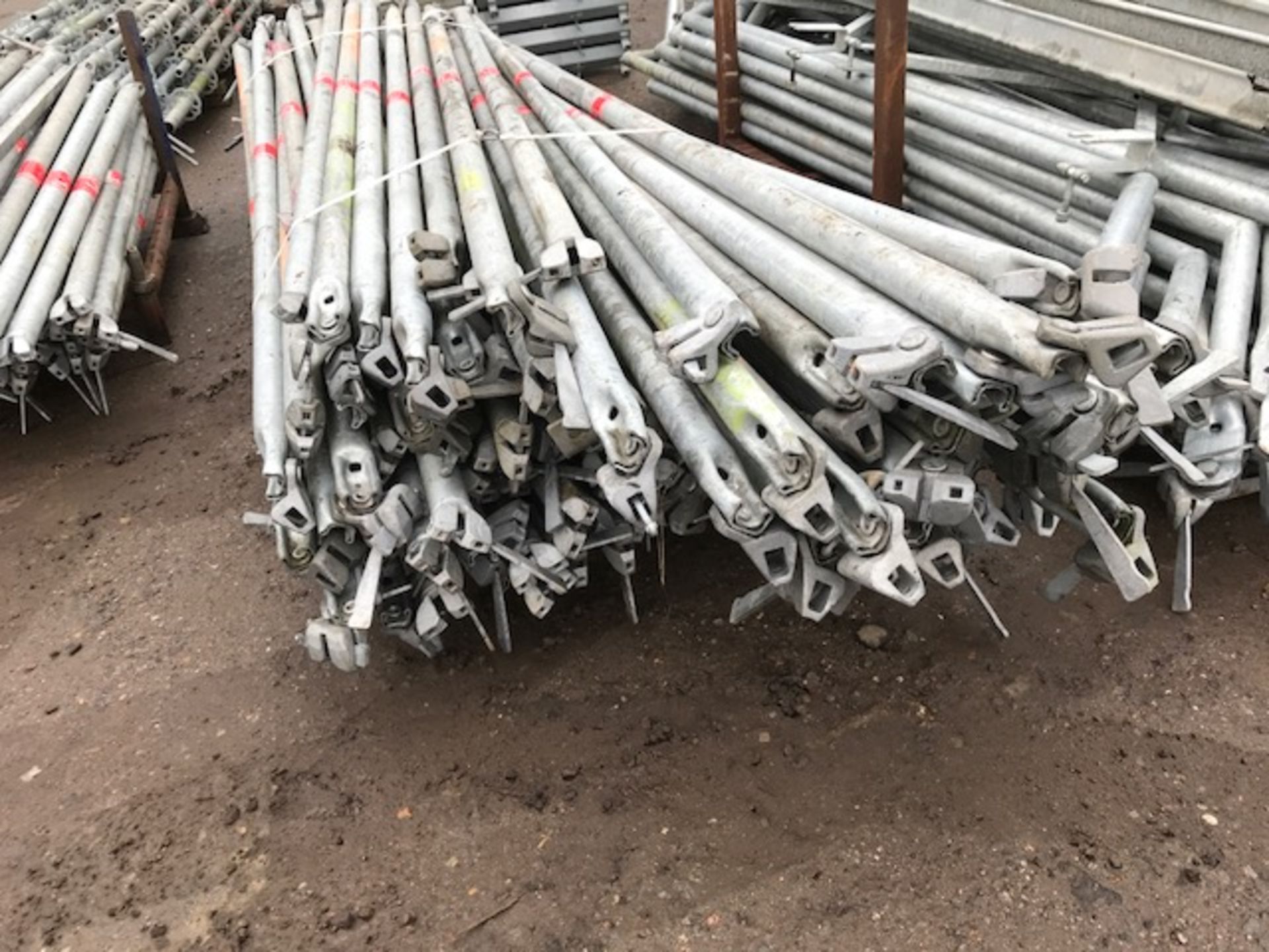 LARGE QUANTITY OF ALTRAD PLETTAC ASSCO STAIRWAY SCAFFOLDING SYSTEM PARTS - Image 8 of 12