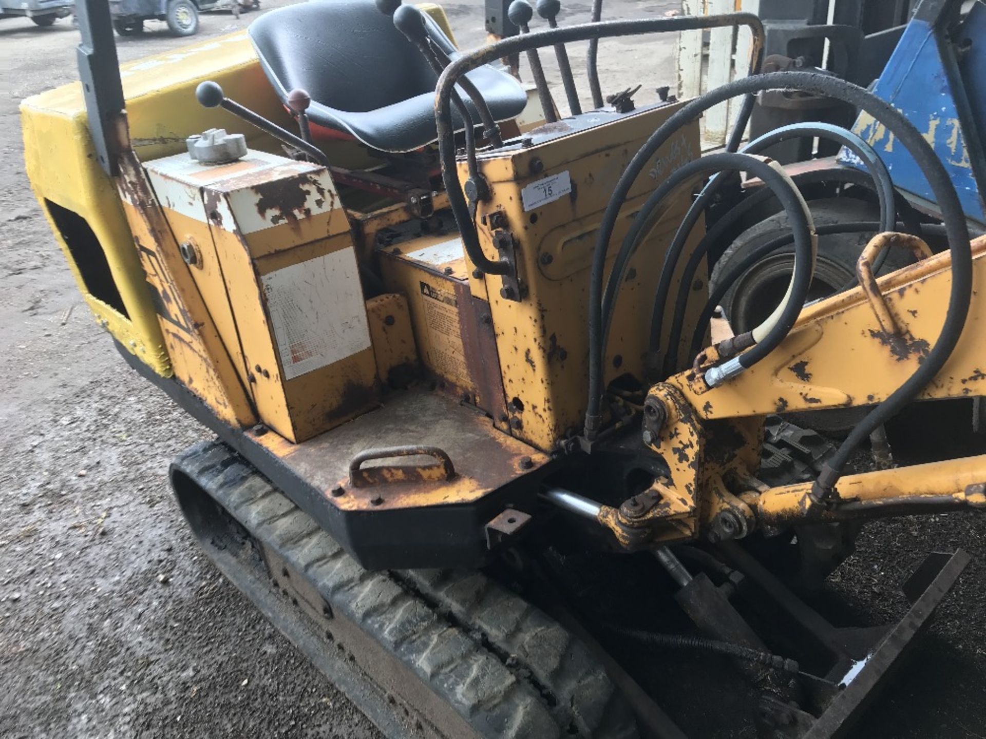 KOMATSU PC05 RUBBER TRACKED 1.5TONNE MINI DIGGER 2 BUCKETS SN:10005 When tested was seen to run - Image 2 of 5