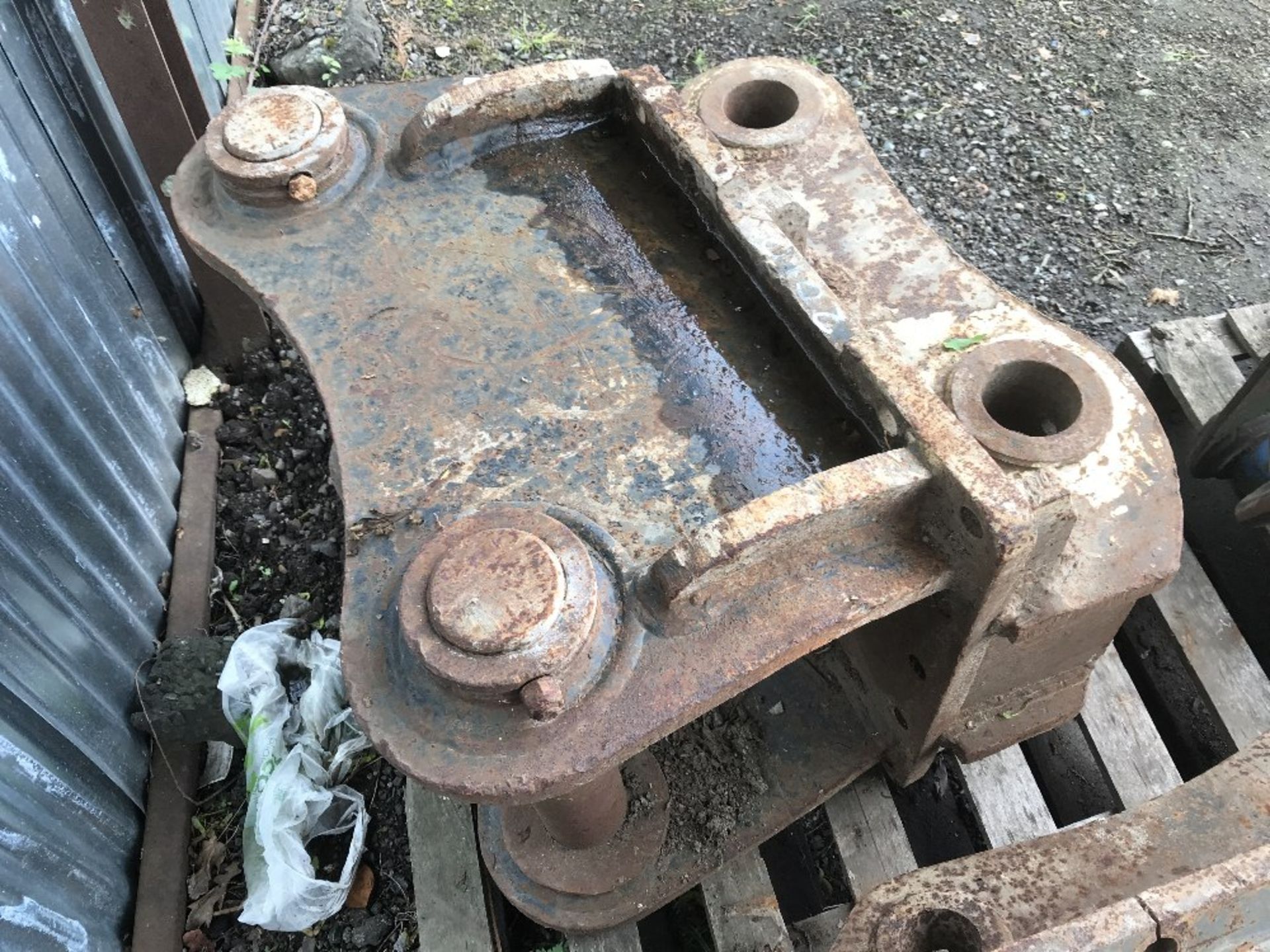 LARGE EXCAVATOR CONVERSION ADAPTER