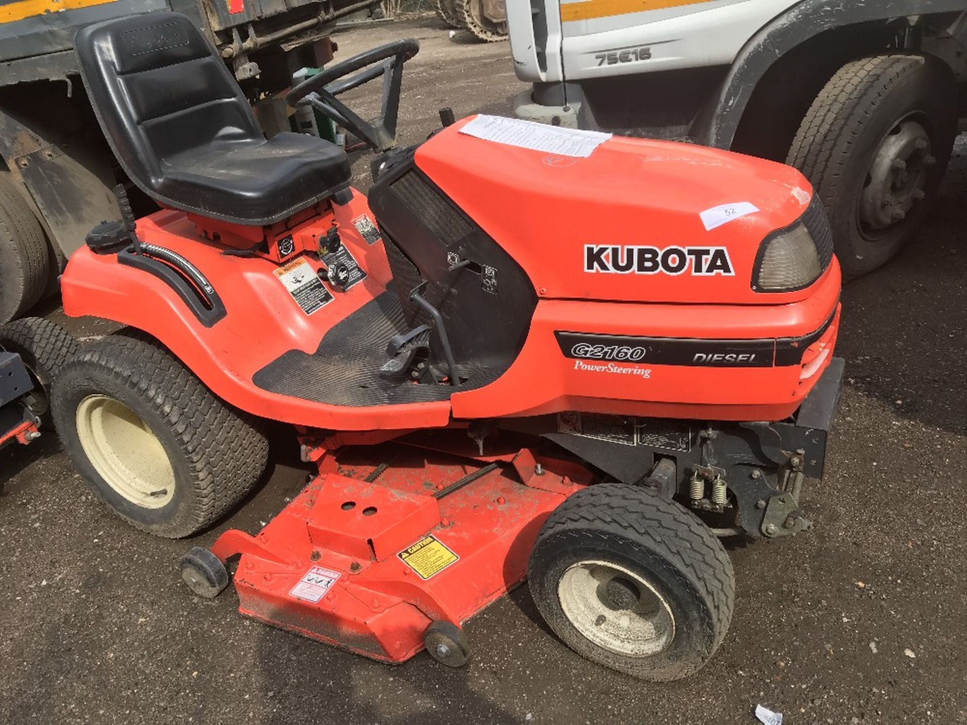 Kubota G2160 diesel mower tractor, reg. EU08 ORS SN: 12404 When tested was seen to run and drive