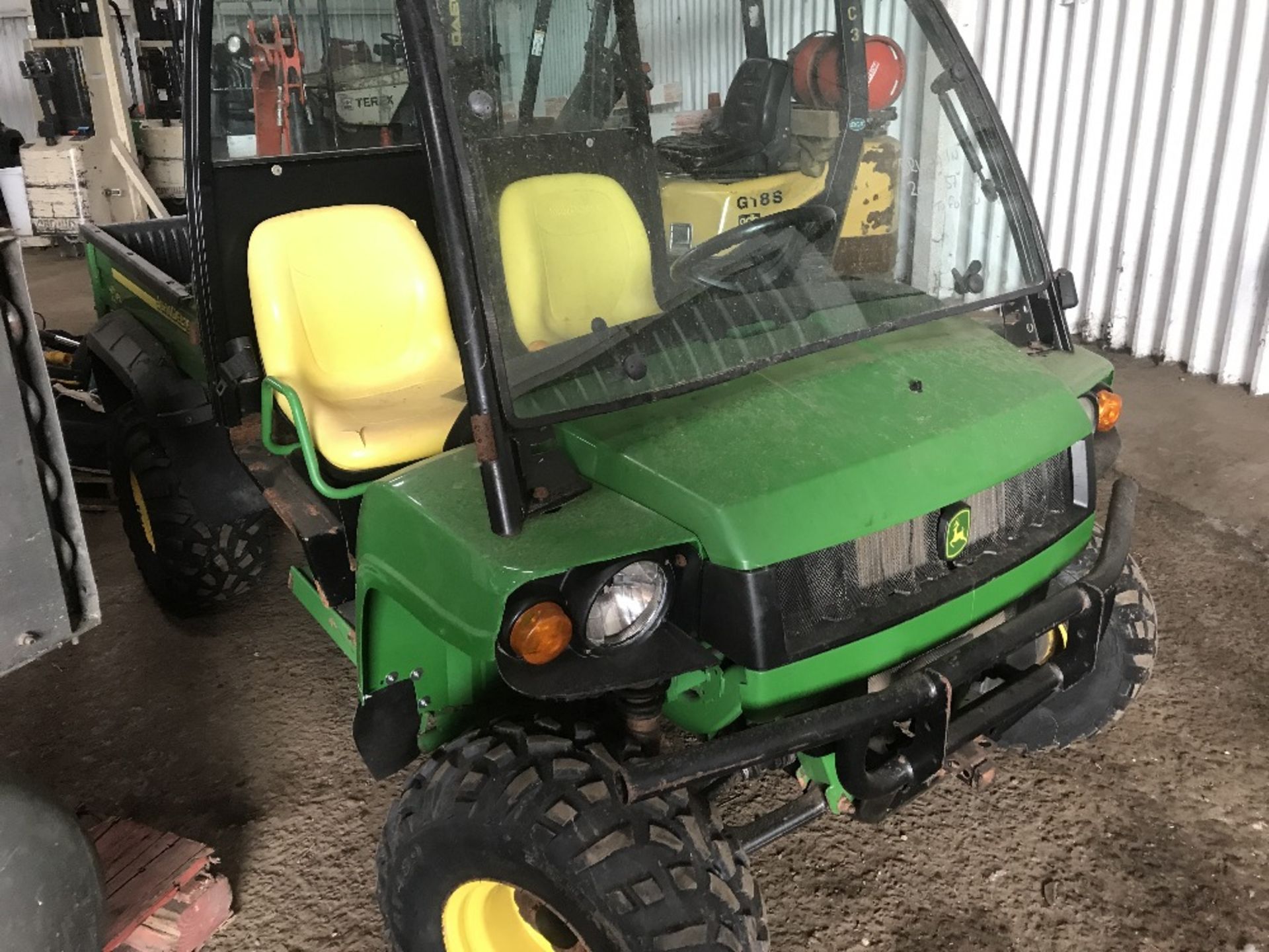 John Deere 4wd Gator utility vehicle,