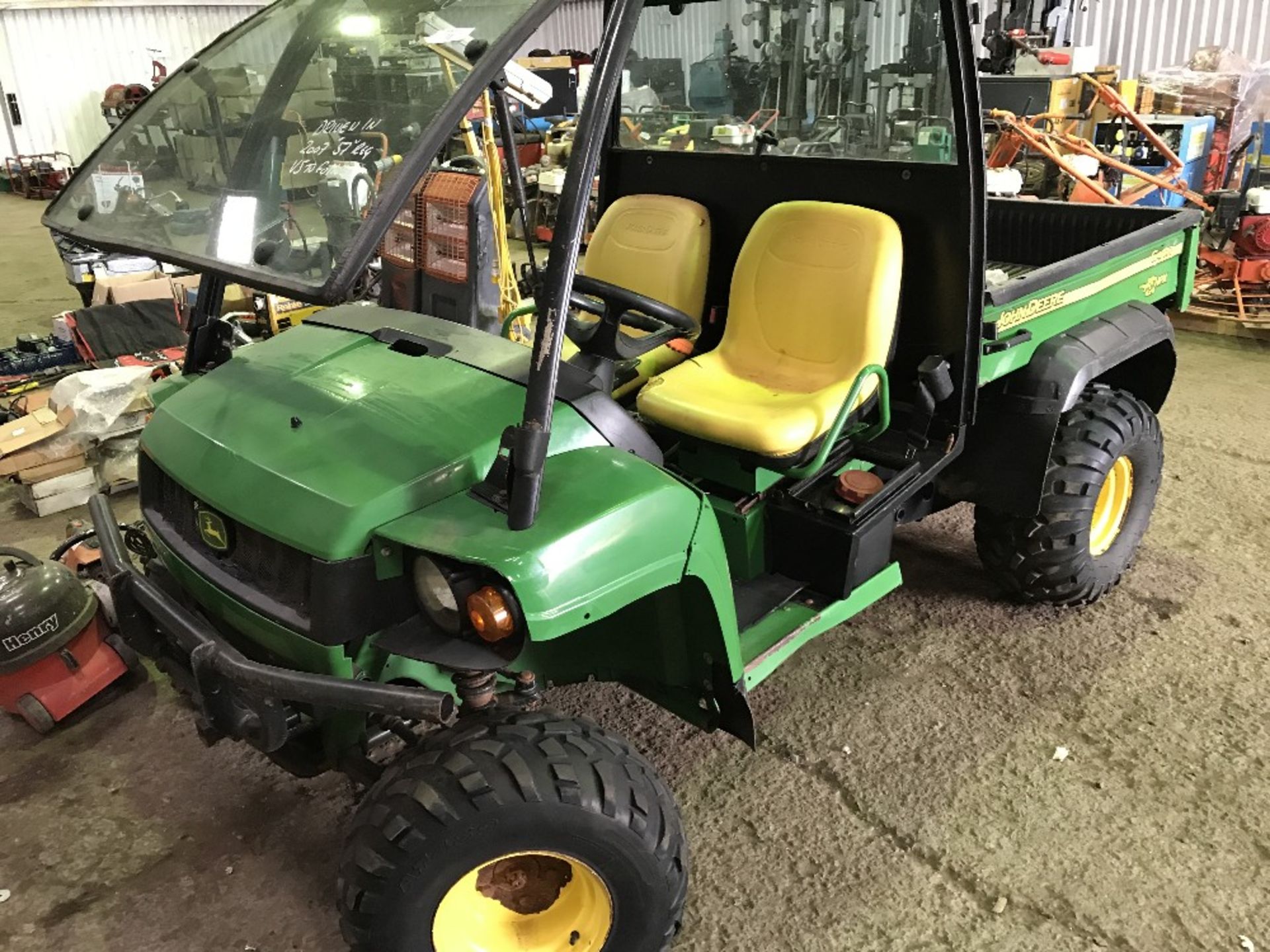 John Deere diesel Gator, yr2007 approx. WHEN TESTED WAS SEEN TO RUN AND DRIVE..SEE VIDEO