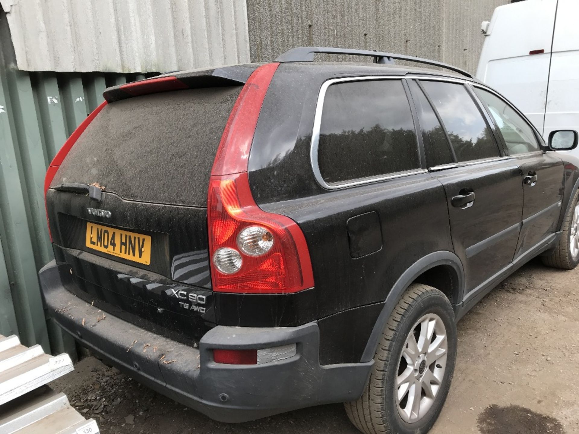 VOLVO XC90 PETROL, REG. LM04 HNV, TEST TO 3.8.18 NO VAT ON HAMMER PRICE. - Image 2 of 11