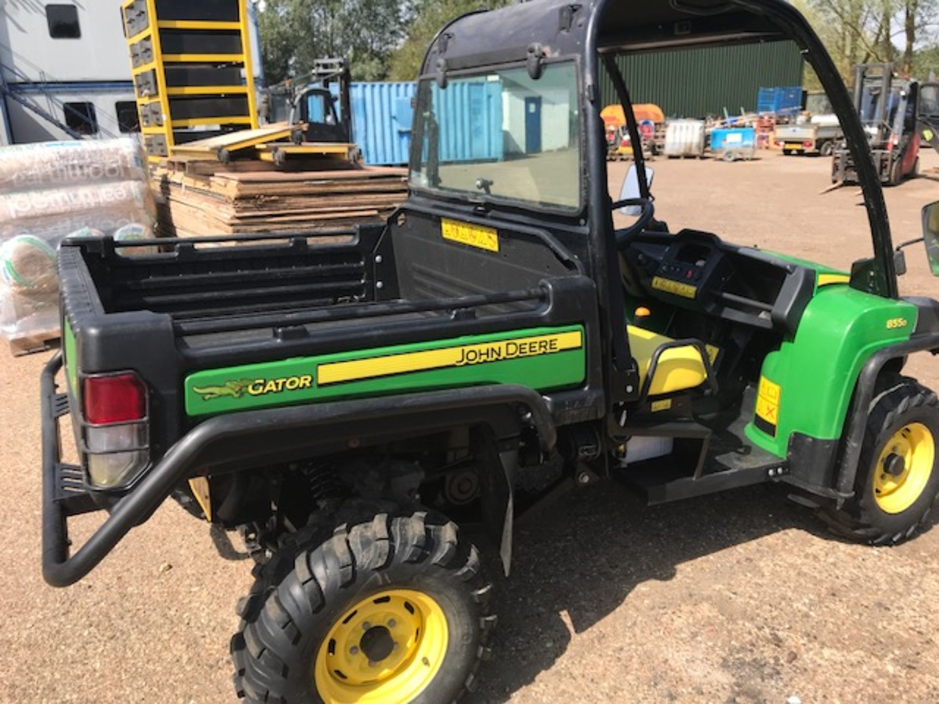 JOHN DEERE 855 GATOR YEAR 2012