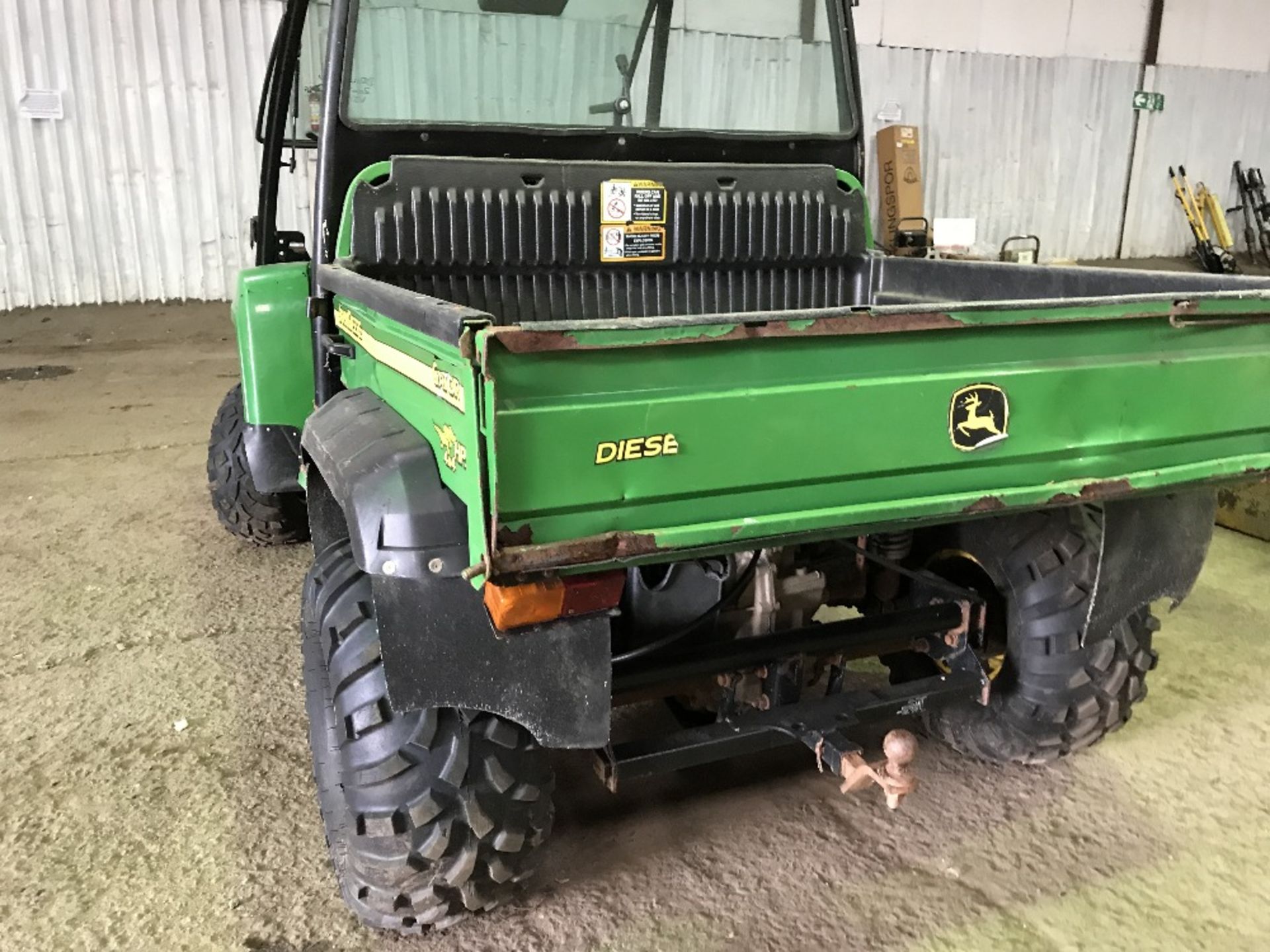 John Deere diesel Gator, yr2007 approx. WHEN TESTED WAS SEEN TO RUN AND DRIVE..SEE VIDEO - Image 3 of 3
