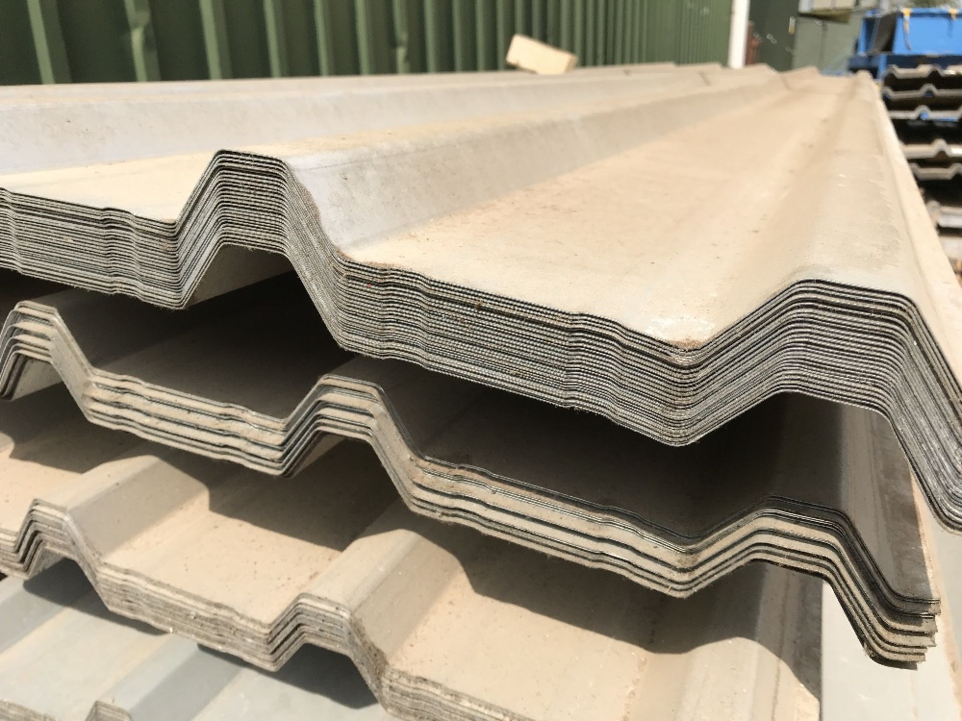 Pack of 50no. 10ft galvanised box profile roof sheets - Image 2 of 2