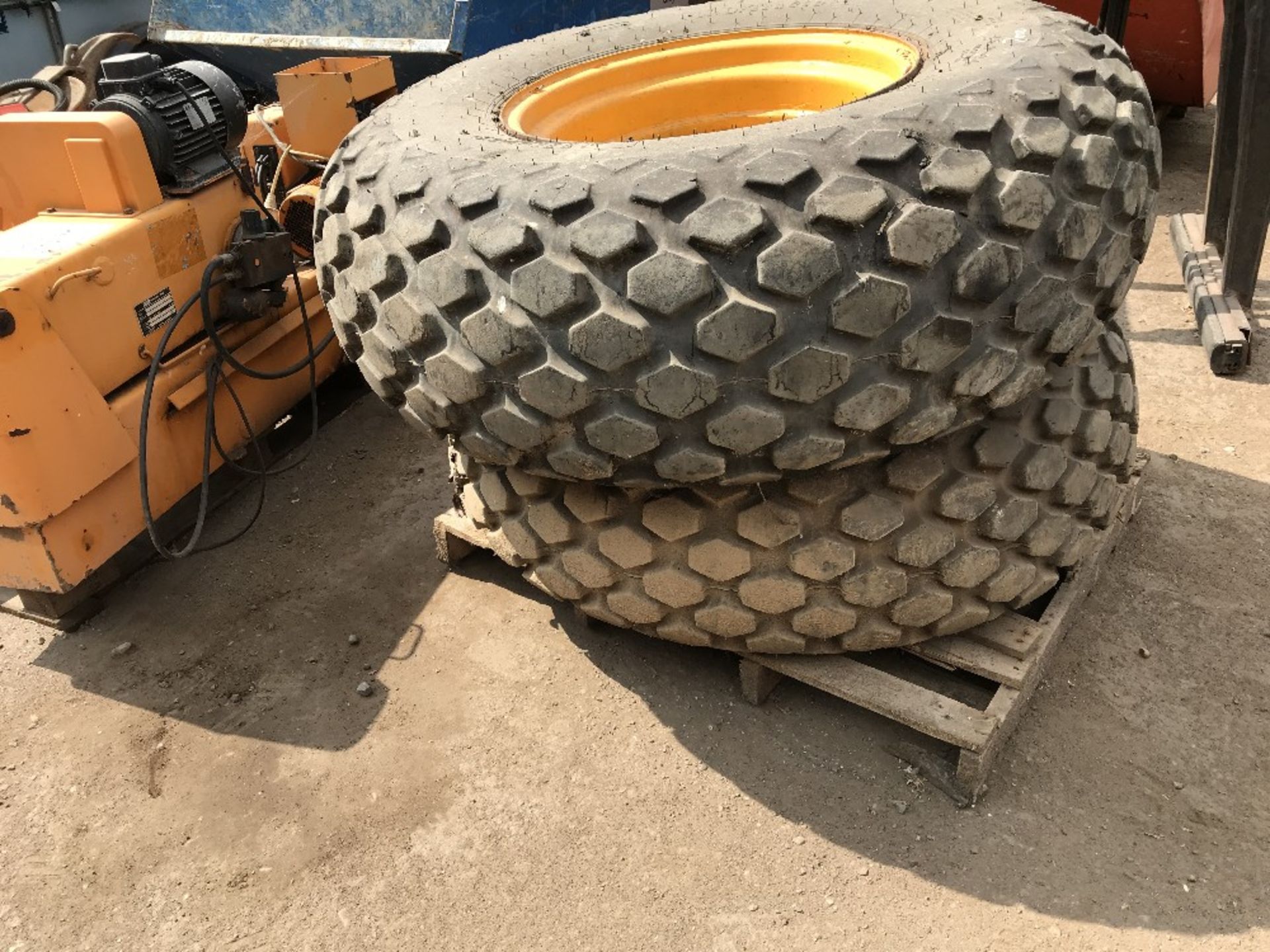 Pair of JCB 926 grass wheels and tyres