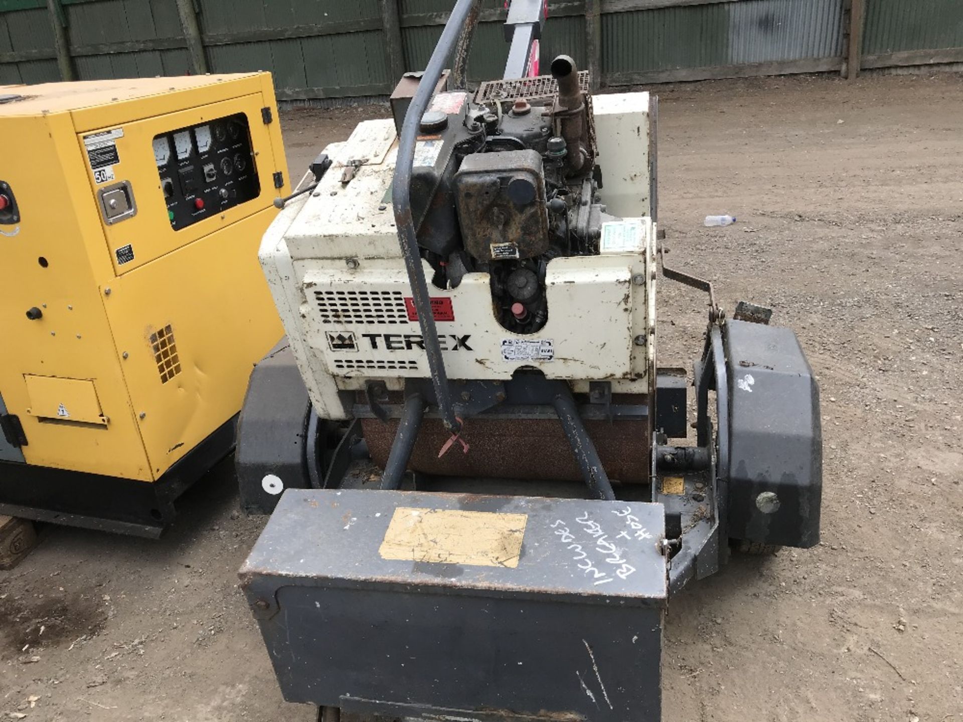 TEREX ROLLER BREAKER ON TRAILER C/W BREAKER IN THE BOX, YEAR 2008 SN:0526 WHEN TESTED WAS SEEN TO - Image 3 of 4