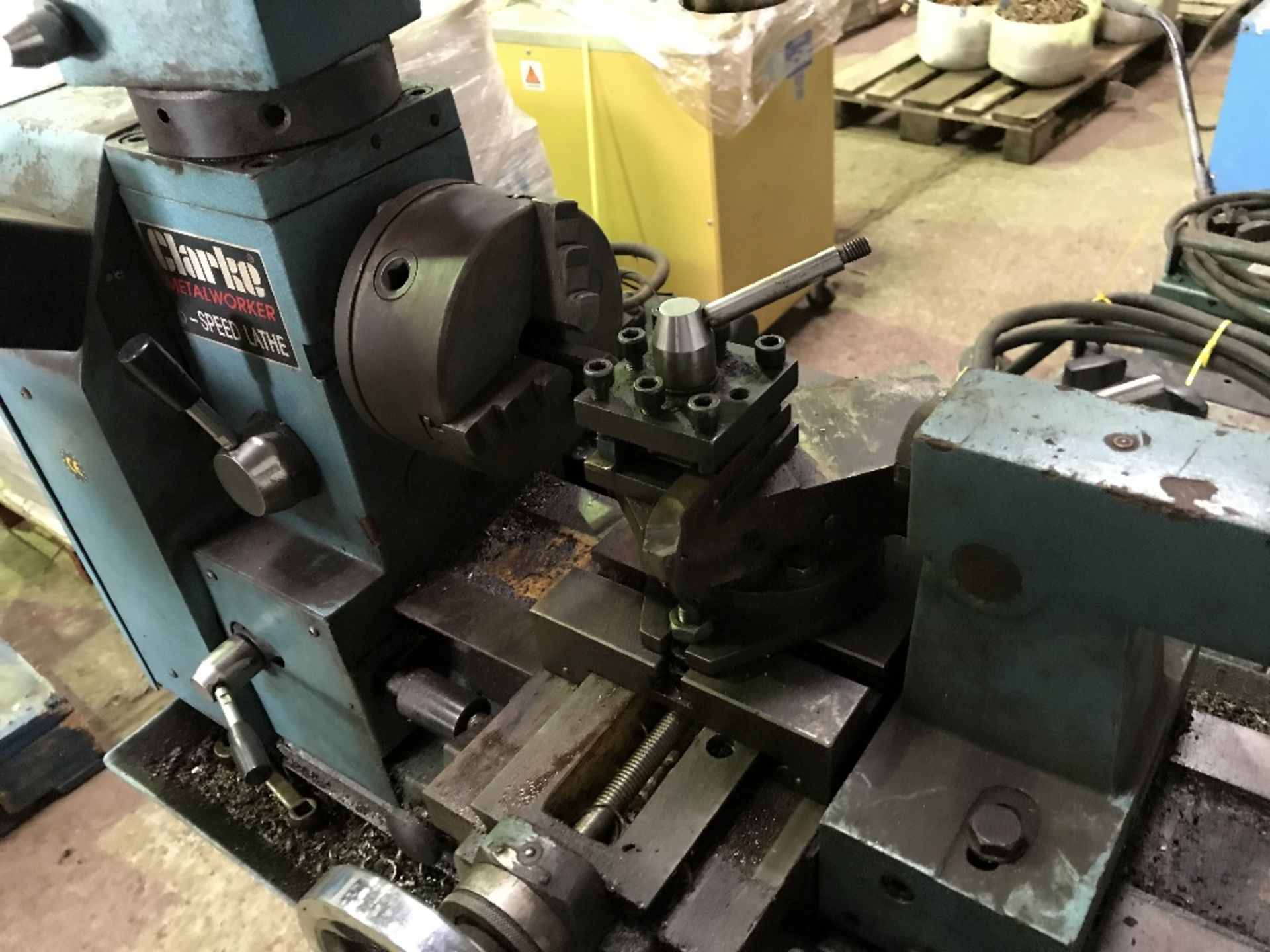 CLARKE METAL WORKER 12 SPEED MILL/DRILL/LATHE, DIRECT FROM COMPANY LIQUIDATION - Image 2 of 4