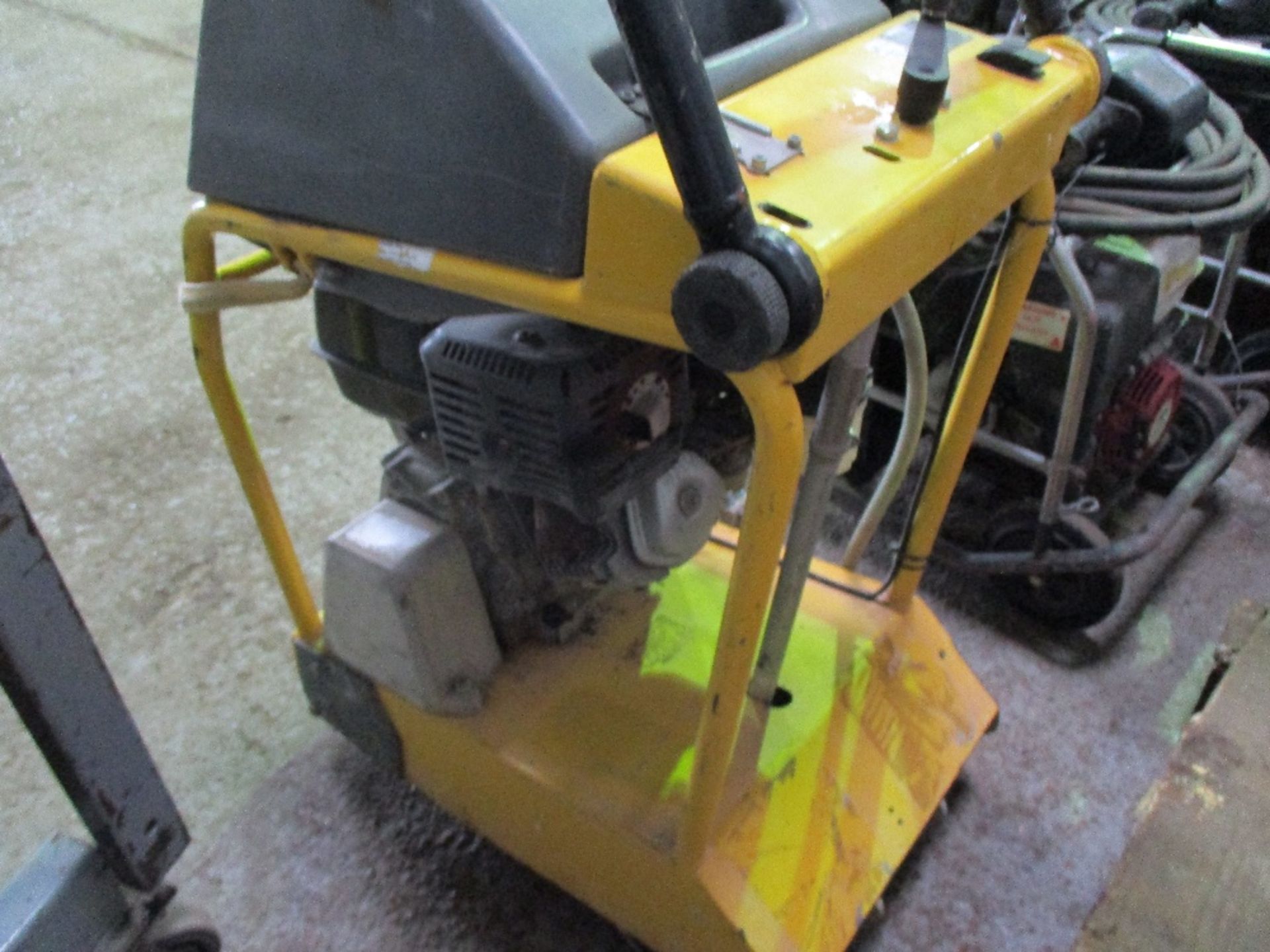 Wacker BFS 1345 ABZ floor saw, yr2013 WHEN TESTED WAS SEEN RUNNING SOLD UNDER THE AUCTIONEERS MARGIN - Image 2 of 3