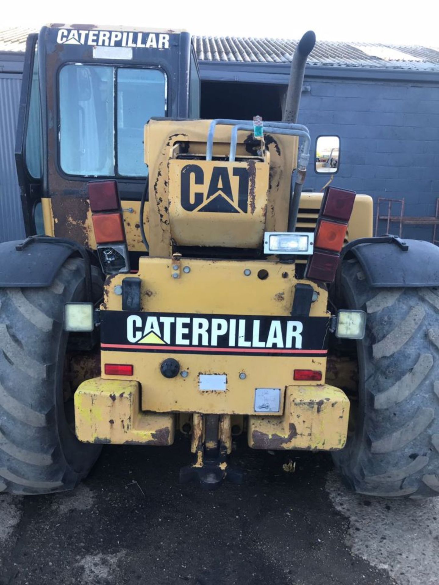 CATERPILLAR TH62 AG TELEHANDLER. - Image 2 of 10