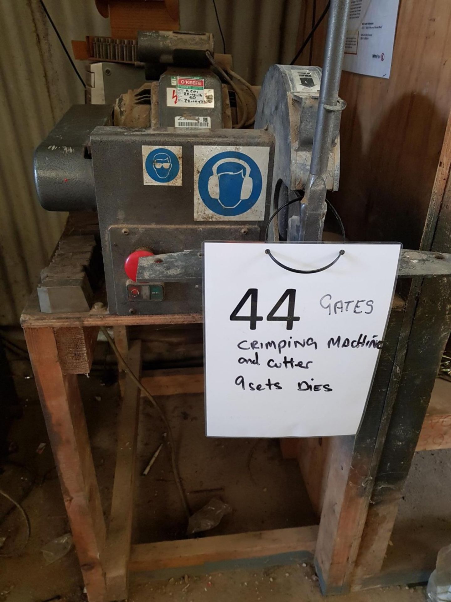 Gates Hydraulic Crimping Machine including 9 sets of Dies LOT LOCATION: TN14 6EP. OKEEFE STORAGE - Image 2 of 6