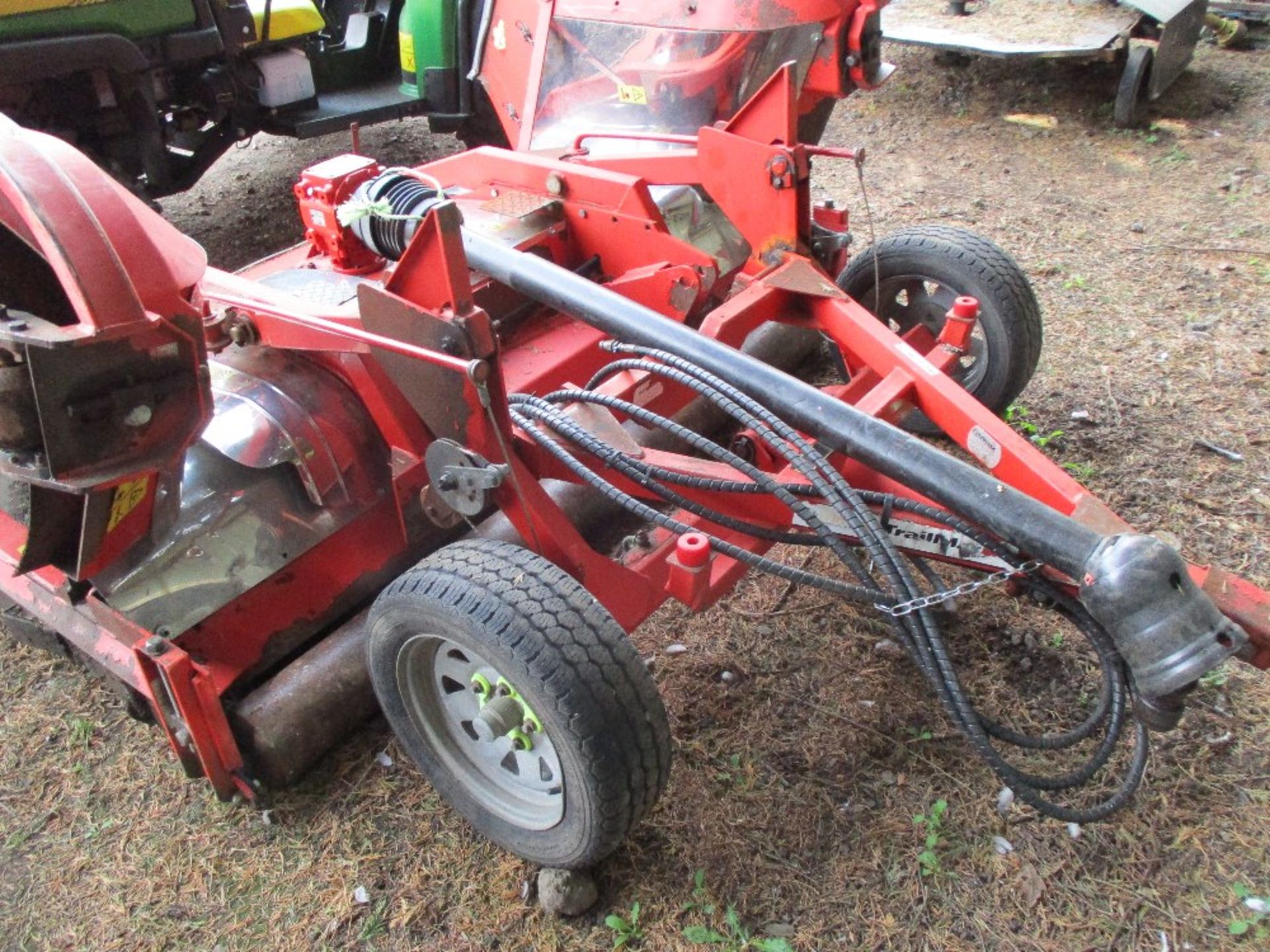 TRIMAX STEALTH S2 340 TOWED BATWING ROLLER MOWER YEAR 2010 APPROX - Image 3 of 6