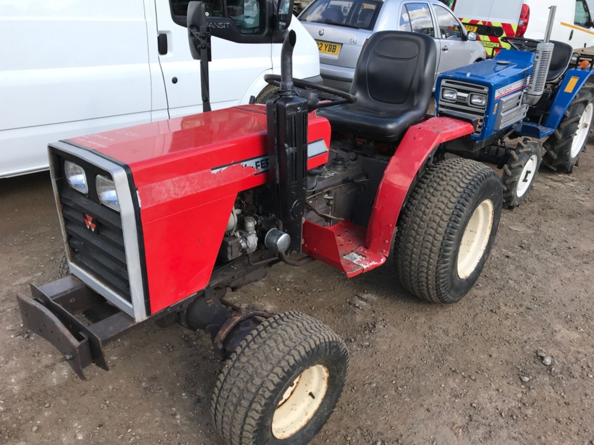 MASSEY FERGUSON 1010 4WD COMPACT TRACTOR WHEN TESTED WAS SEEN TO DRIVE, STEER AND BRAKE