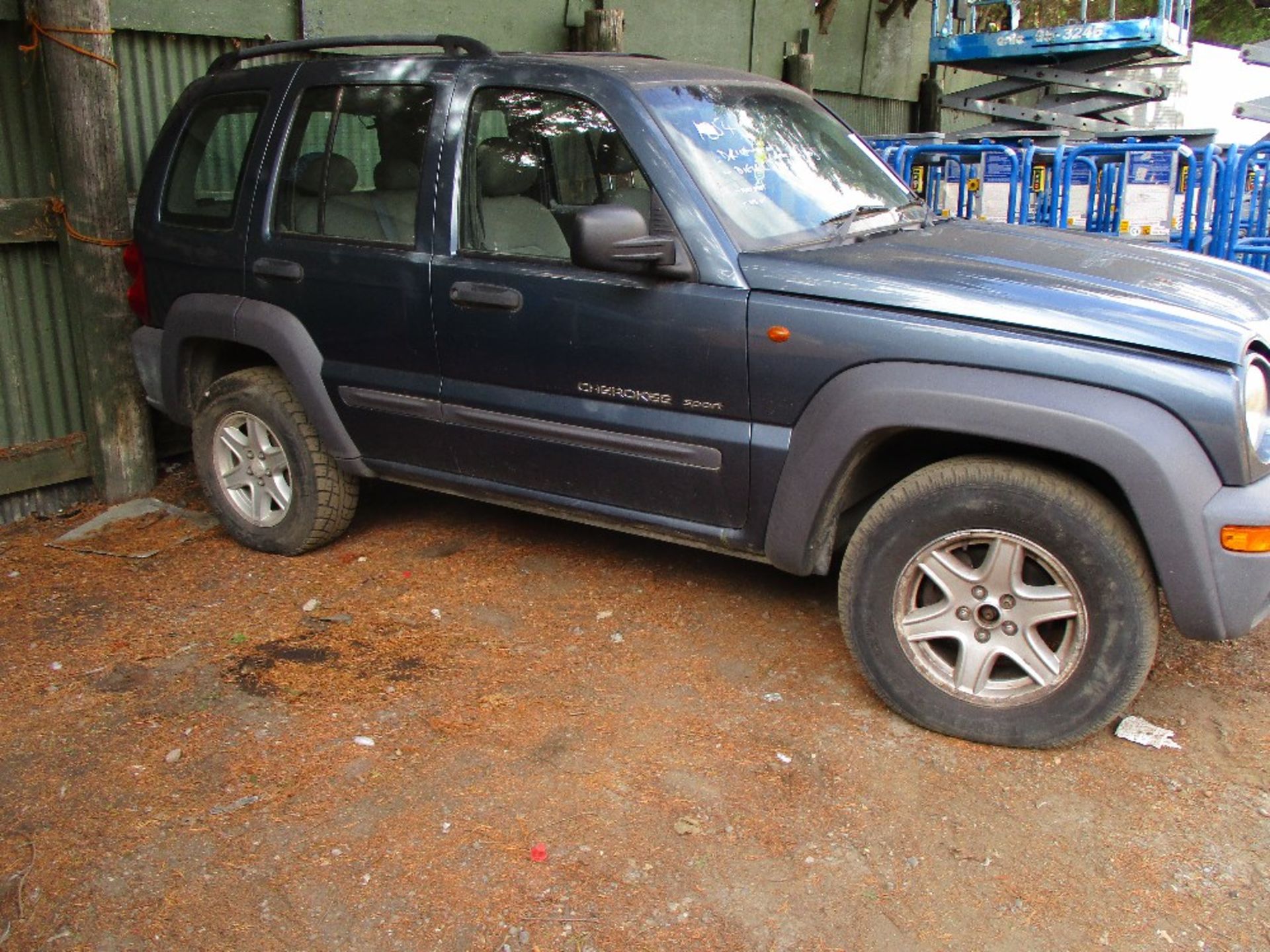 JEEP CHEROKEE DIESEL, BLUE, REG:PJ52 ODL NEEDS NEW KEY BARREL WHEN TESTED WAS SEEN TO START DRIVE