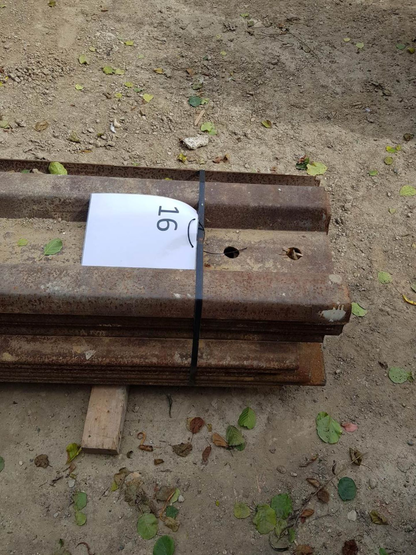 12No trench sheets at approximately 3.0m Long 5mm steel Thickness LOT LOCATION: 2 Main Road, - Image 3 of 3