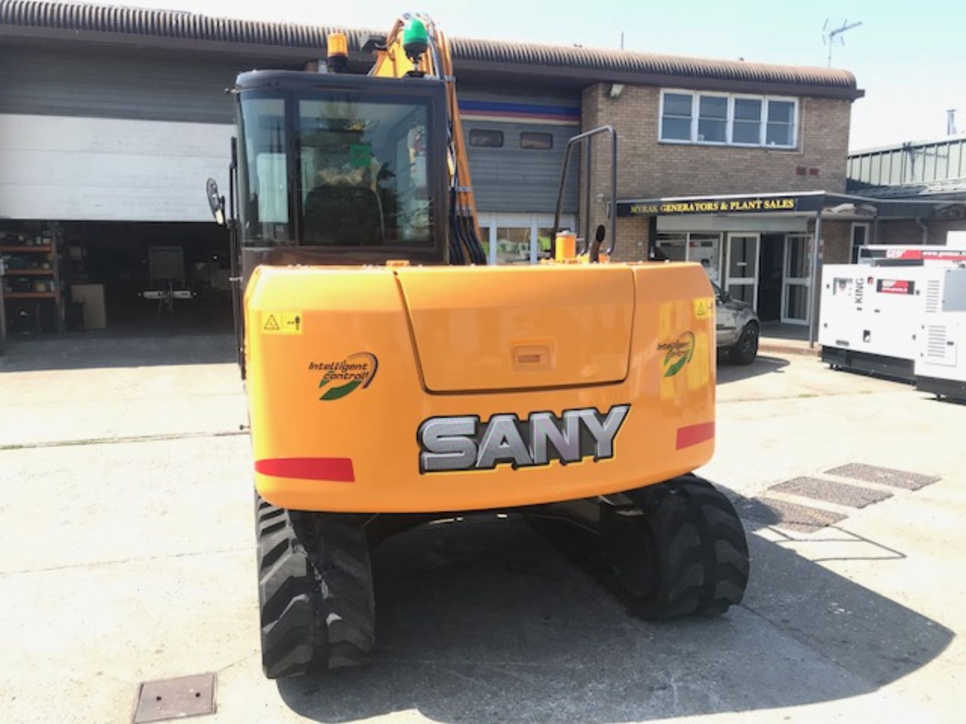 SANY SY75C 7 TONNE RATED MIDI EXCAVATOR. - Image 7 of 9