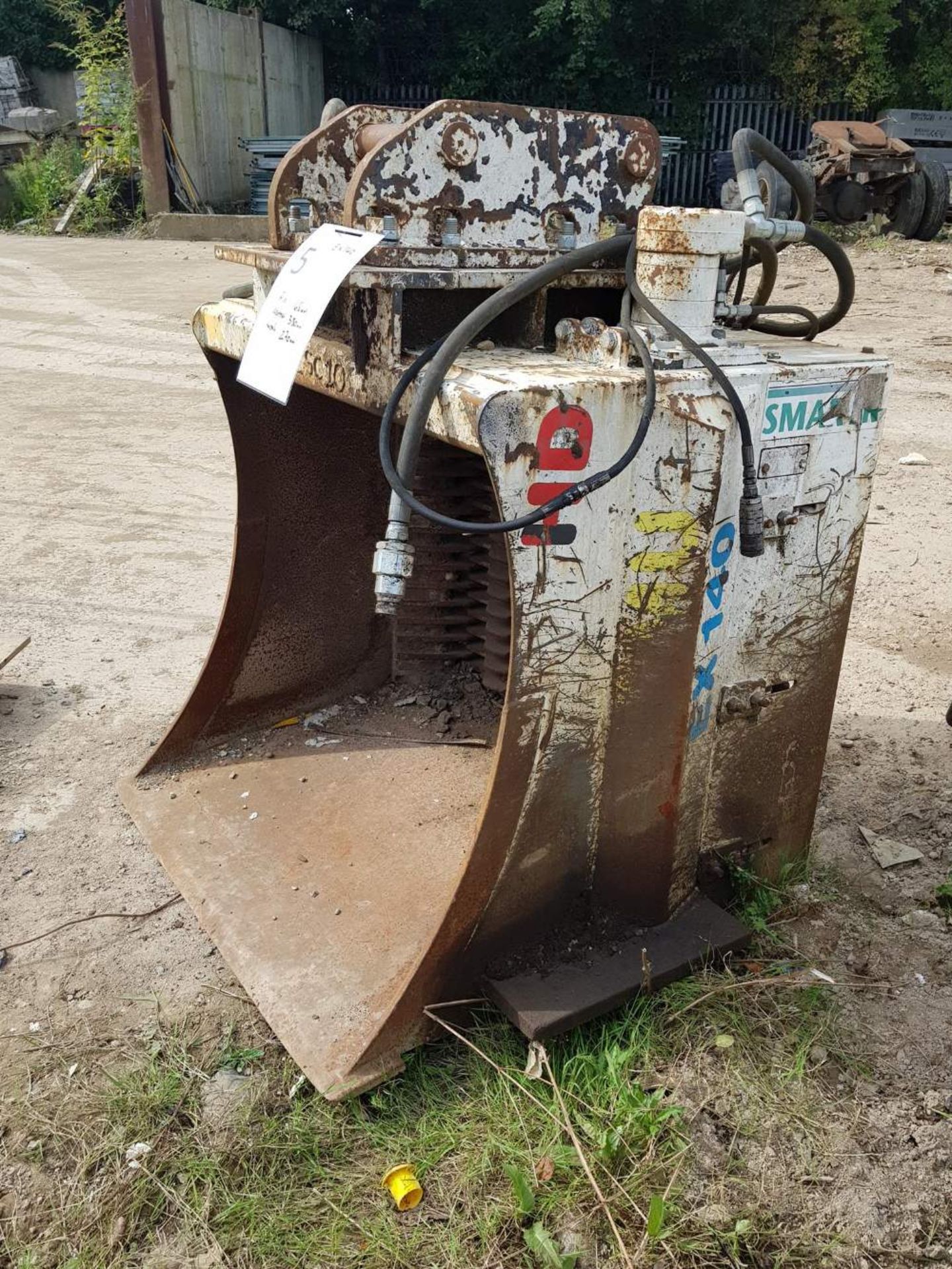 Screener Bucket – EX140. Ex Worsley plant (O’Keefe Ref ESC10) Pin Dimension 65mm, Centres 380mm, - Image 2 of 5