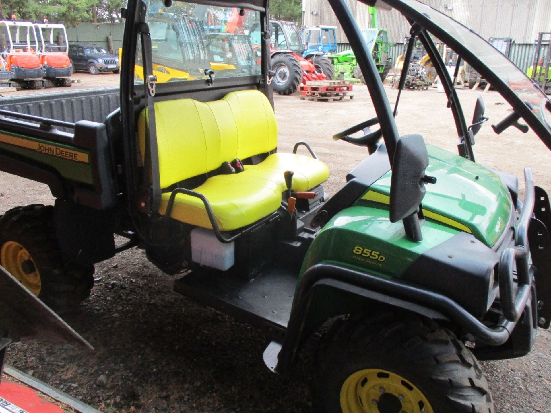 John Deere 855 Gator, yr2015 build SN:1M0855DECFM103294 WHEN TESTED WAS SEEN TO DRIVE, STEER AND