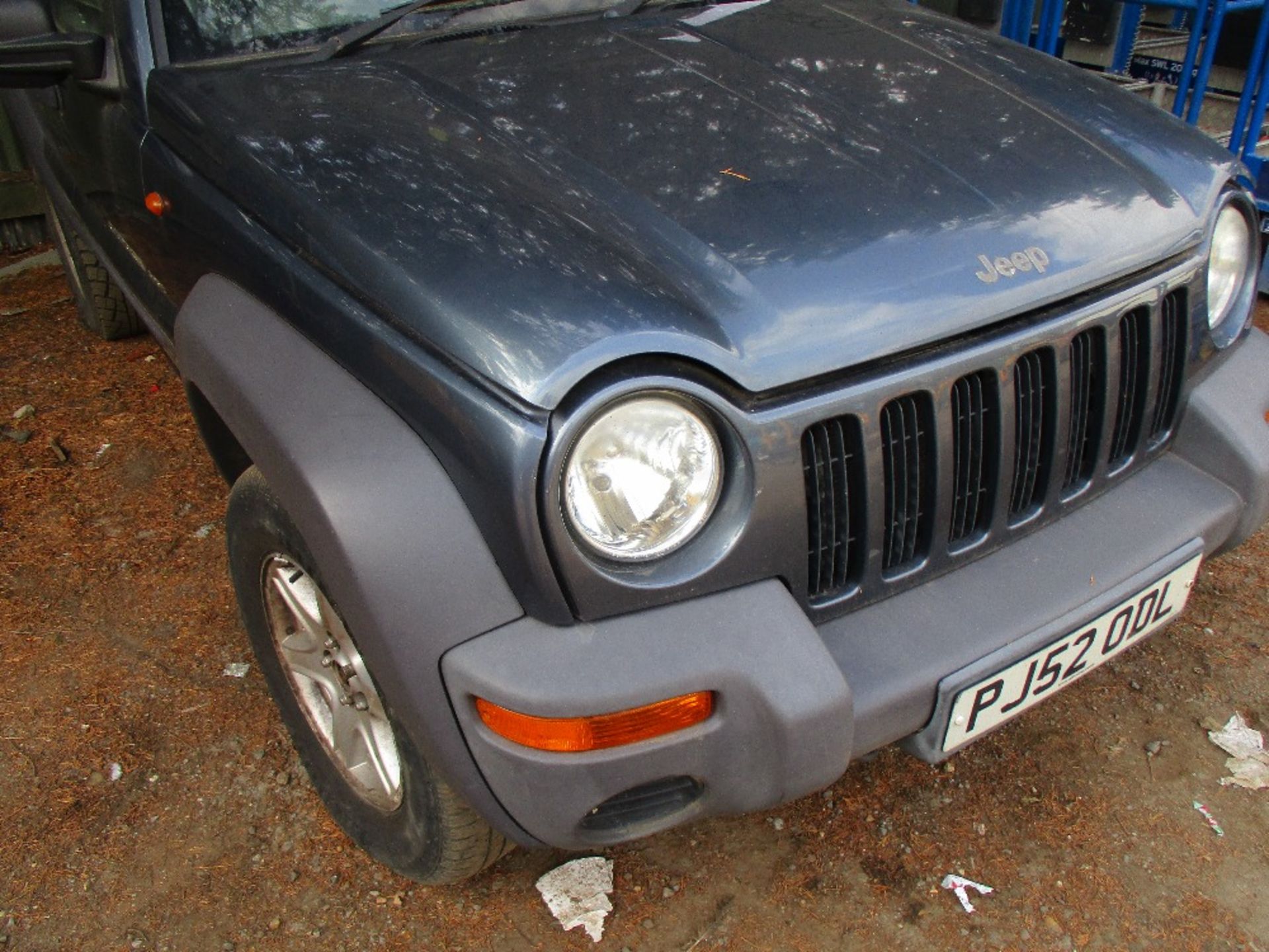 JEEP CHEROKEE DIESEL, BLUE, REG:PJ52 ODL NEEDS NEW KEY BARREL WHEN TESTED WAS SEEN TO START DRIVE - Image 2 of 7