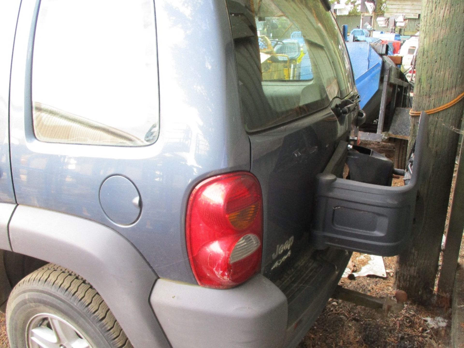 JEEP CHEROKEE DIESEL, BLUE, REG:PJ52 ODL NEEDS NEW KEY BARREL WHEN TESTED WAS SEEN TO START DRIVE - Image 6 of 7