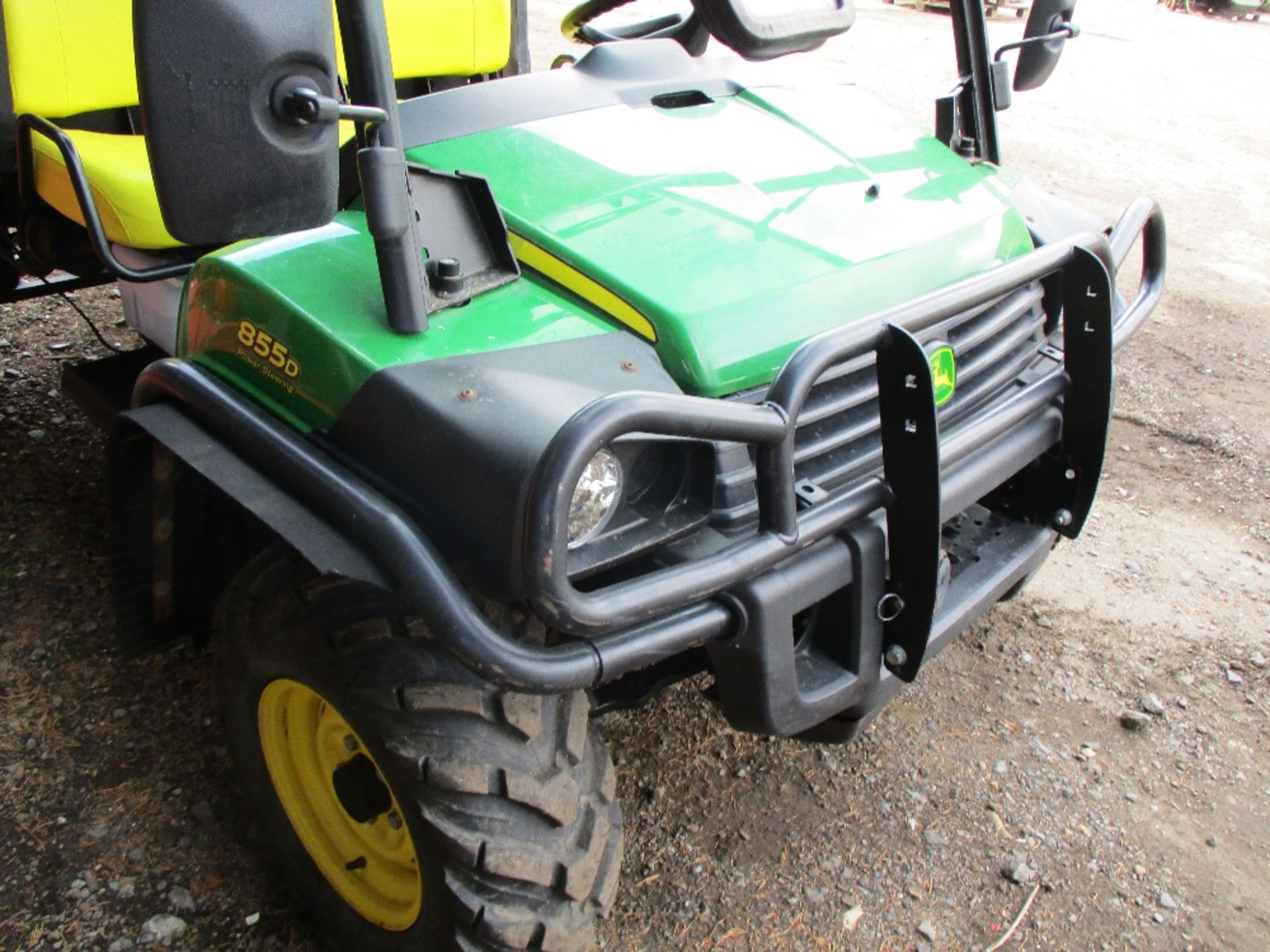 John Deere 855 Gator, yr2015 build SN:1M0855DECFM103294 WHEN TESTED WAS SEEN TO DRIVE, STEER AND - Image 2 of 5