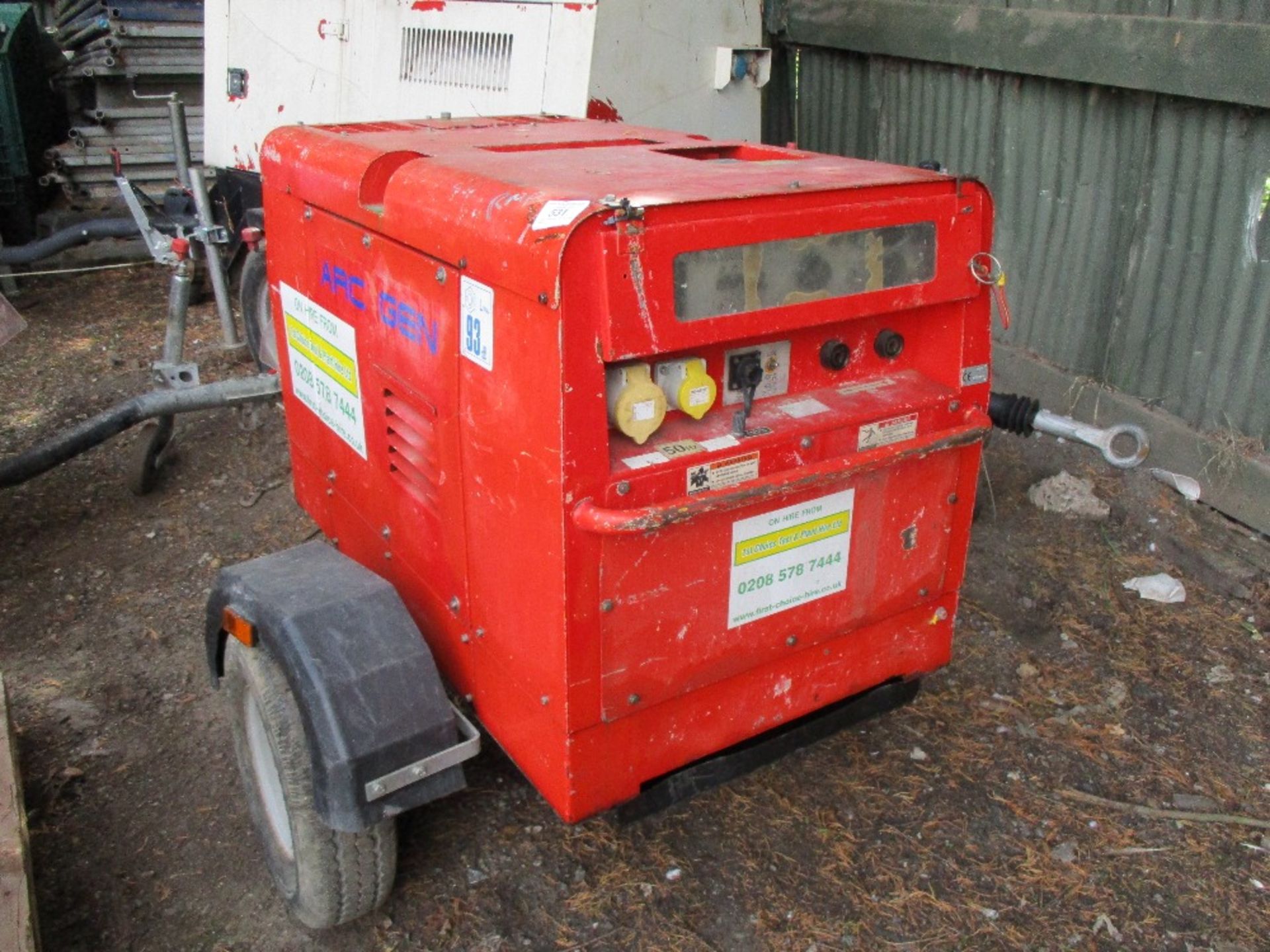 Arcgen Weldmaker 300 AVC towed welder, yr2013 PN: 8049FC SN:1301218 WHEN TESTED WAS SEEN TO RUN