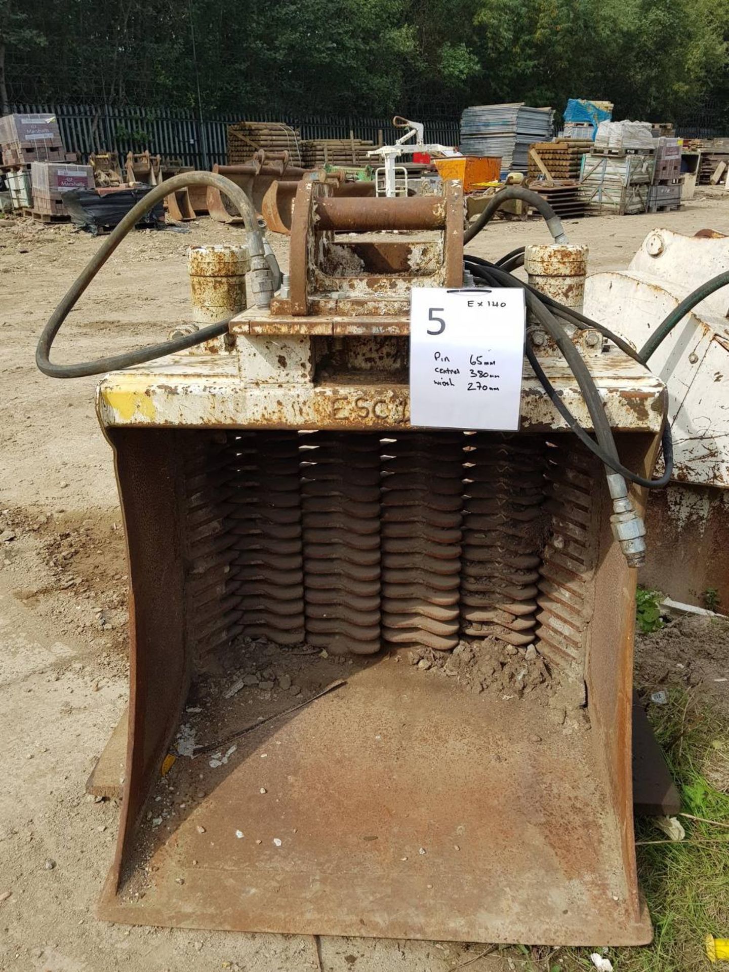 Screener Bucket – EX140. Ex Worsley plant (O’Keefe Ref ESC10) Pin Dimension 65mm, Centres 380mm,