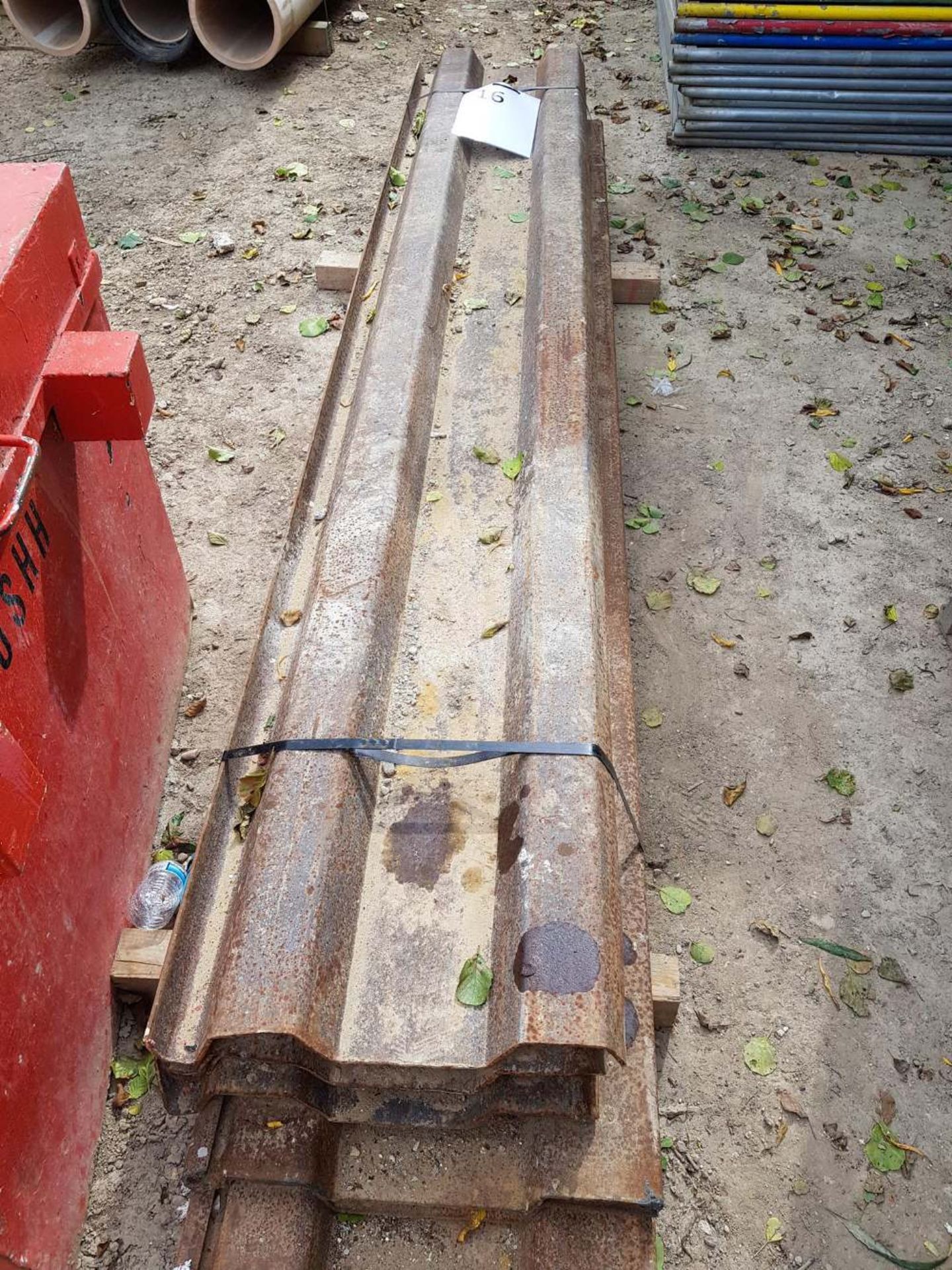 12No trench sheets at approximately 3.0m Long 5mm steel Thickness LOT LOCATION: 2 Main Road, - Image 2 of 3