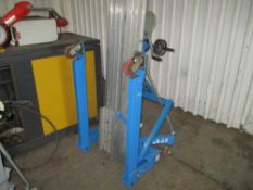 GENIE SLA15 MATERIAL LIFT