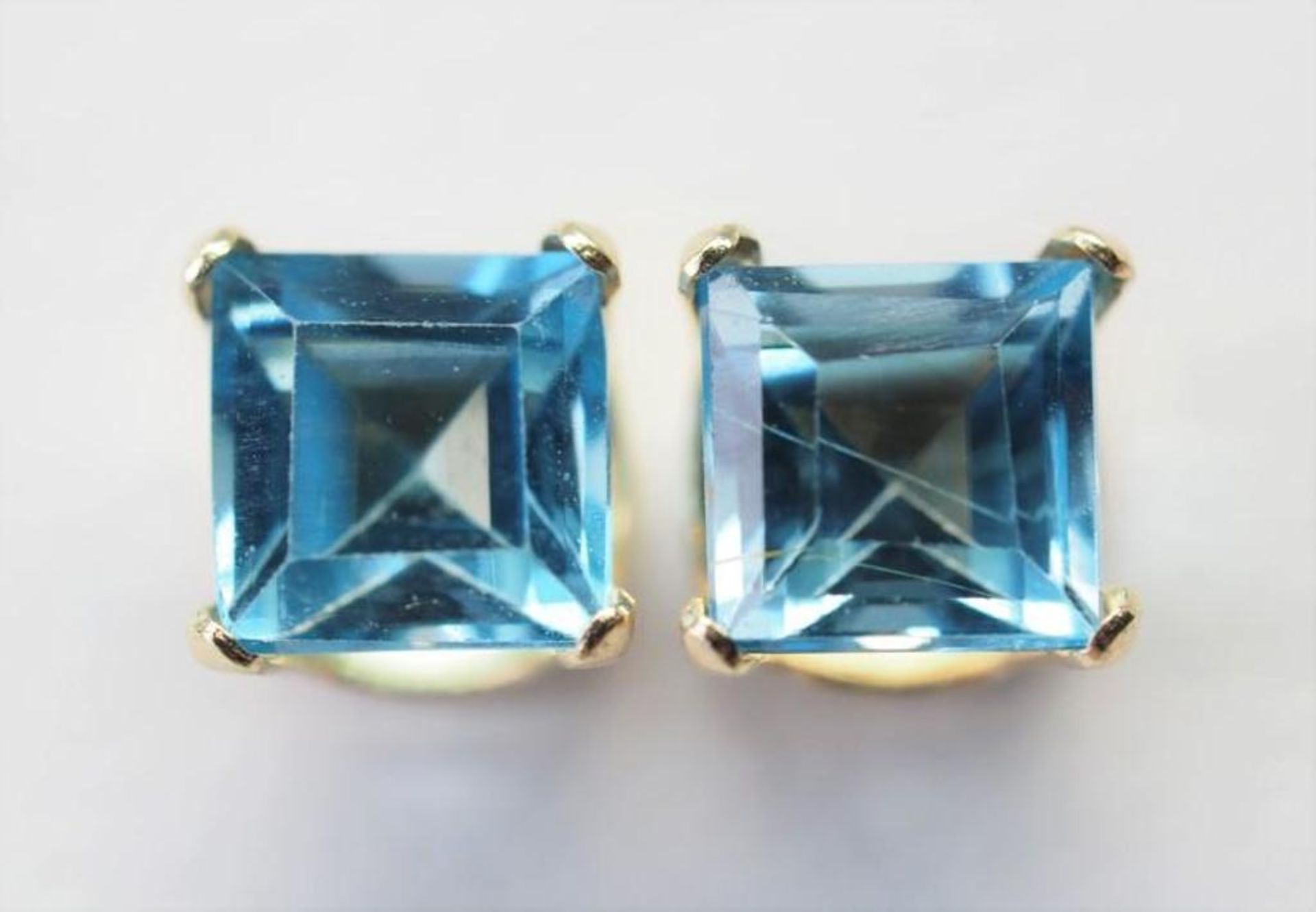 14K Gold Blue Topaz Aquamarine Stud Earrings, Retail $250