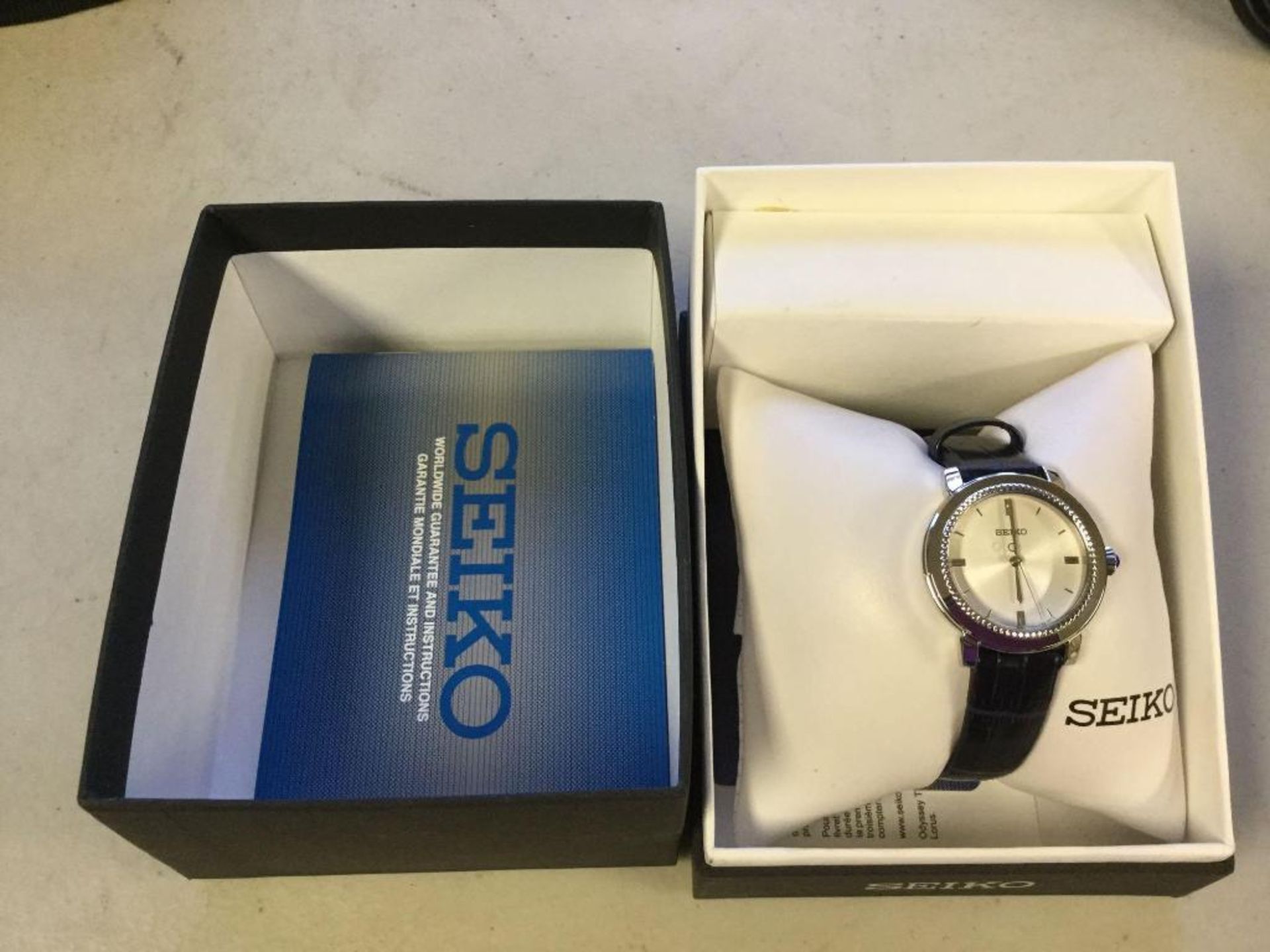 Ladies Seiko Watch with black Leather band and Case