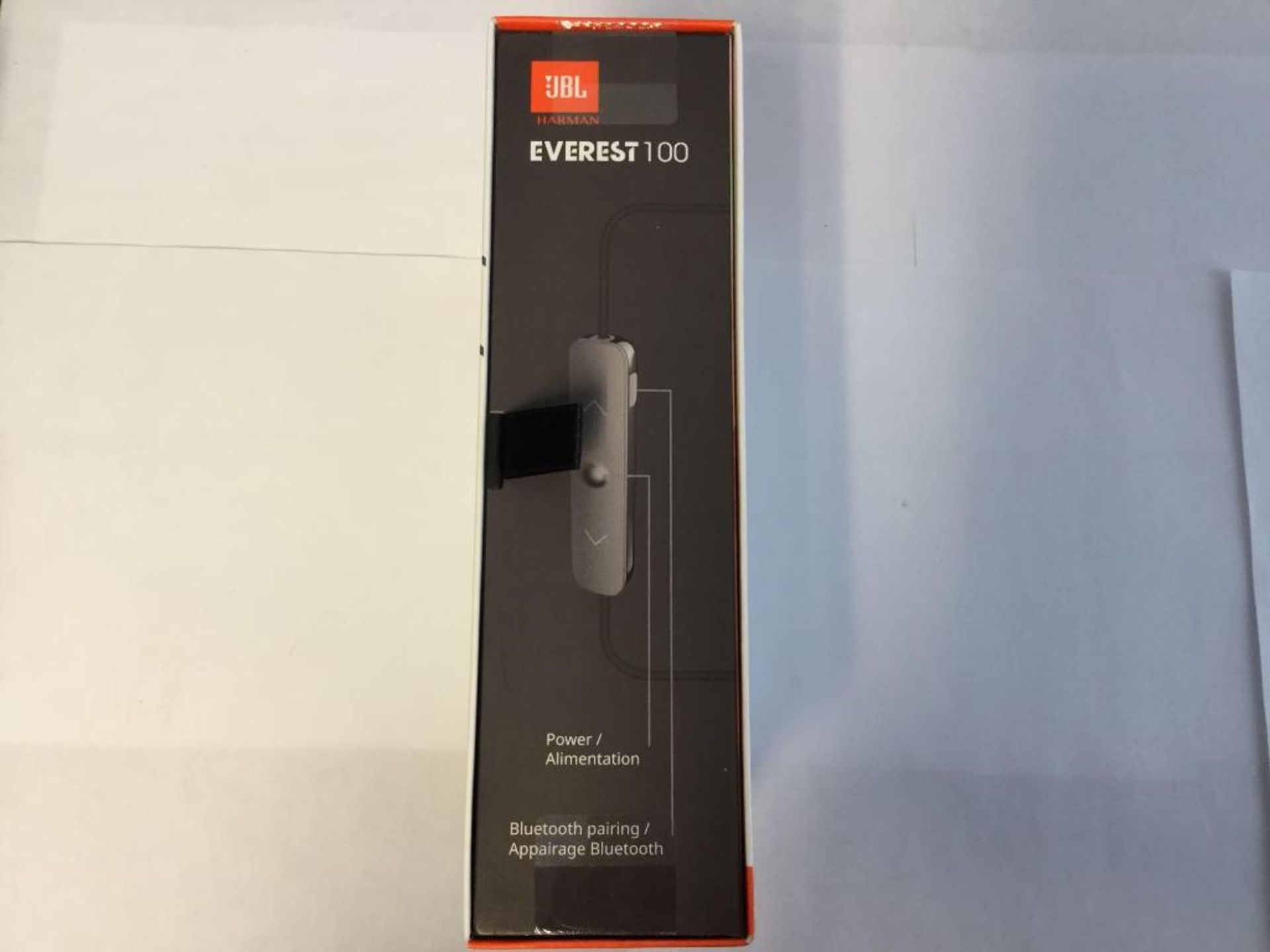 JBL Everlast 100 In-Ear Wireless Bluetooth Headphones - Image 4 of 4