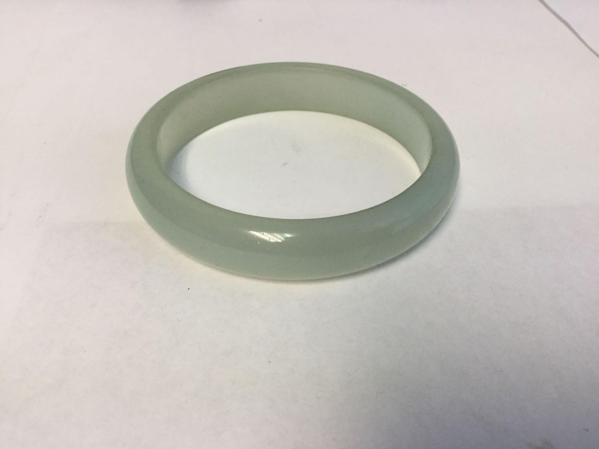 Jade Bangle style Bracelet - Image 3 of 3