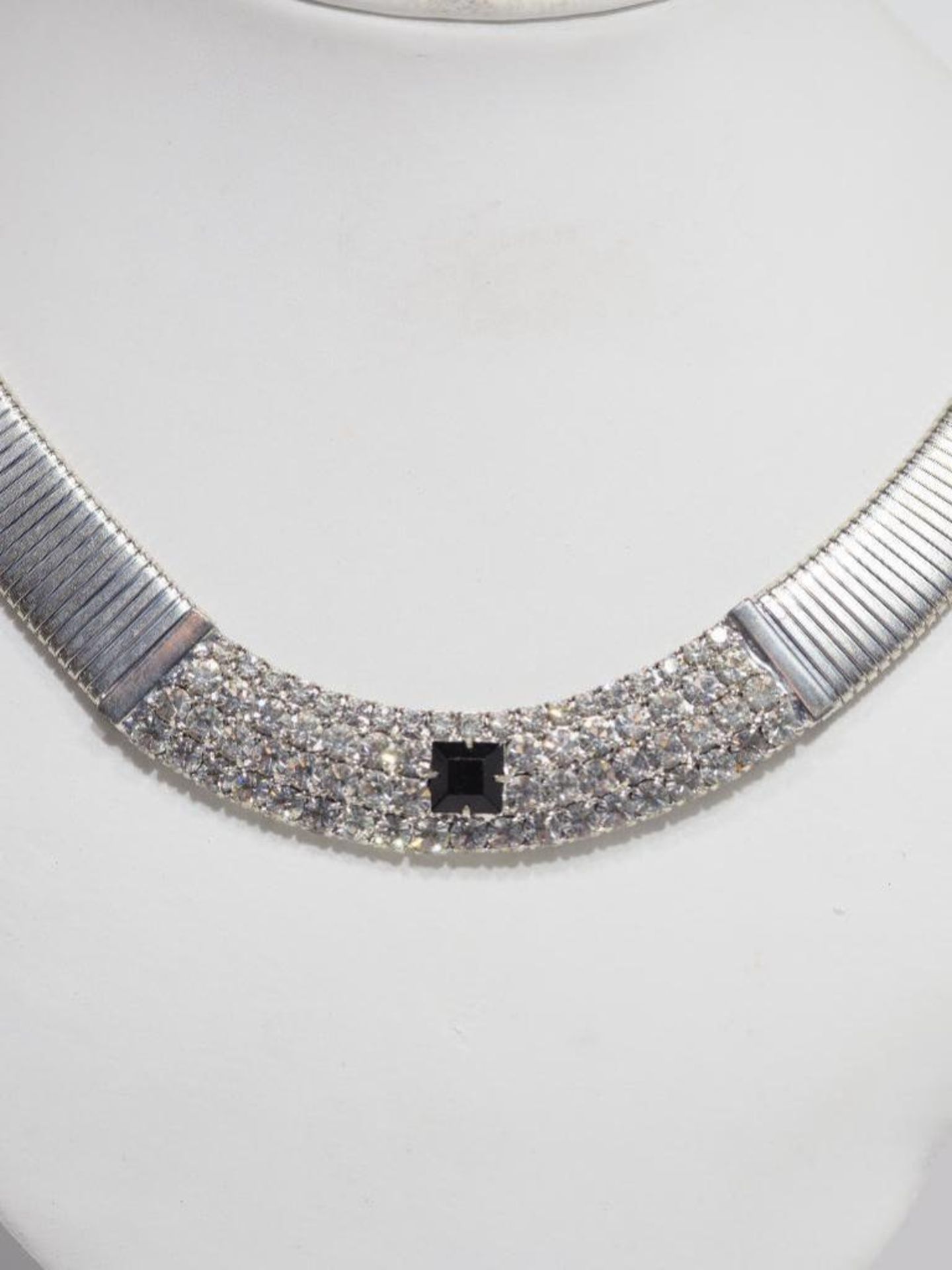 High Fashion Austrian Crystal Necklace. Retail $200 - Image 2 of 2