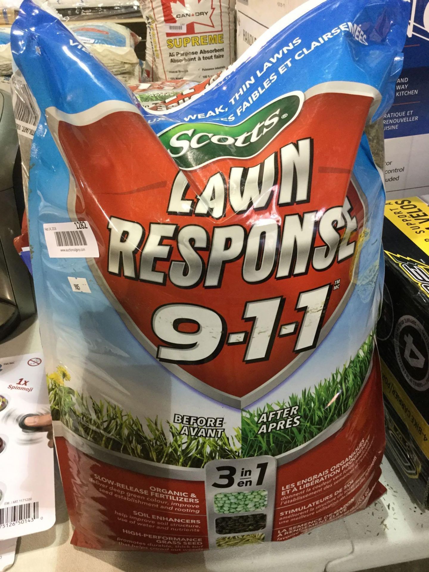 Bag of 18.5 kg 3 in 1 Scotts Lawn Response 9-1-1 Seeds and Fertilizers