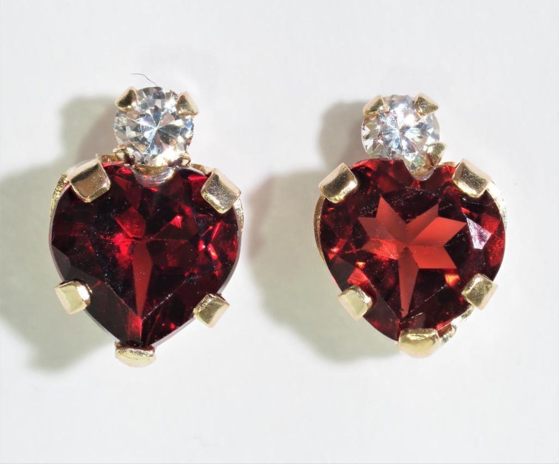 10Kt. Gold Earrings With Heart Shaped Genuine Garnet, Retail $240