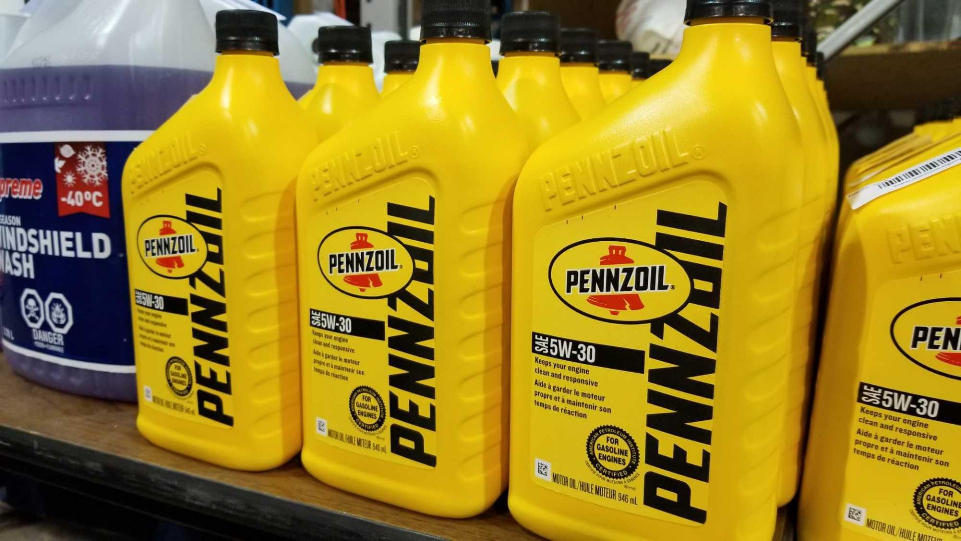 Lot of 3 x 946 mL Pennzoil SAE 5W-30