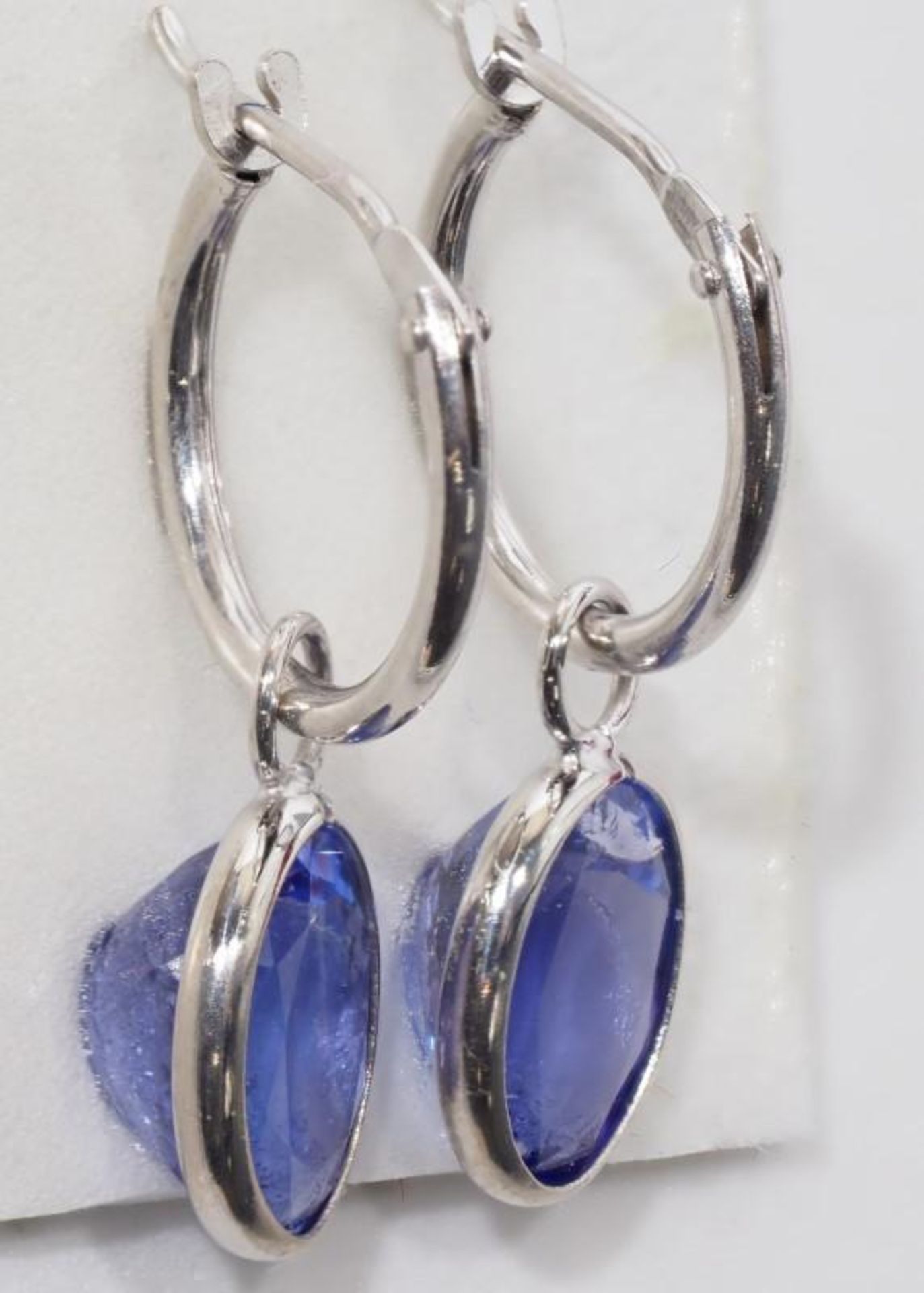 14K Gold Genuine Tanzanite (2.90ct) Hoop Earrings. Insurance Value $1500 (67-GC29) - Image 2 of 4