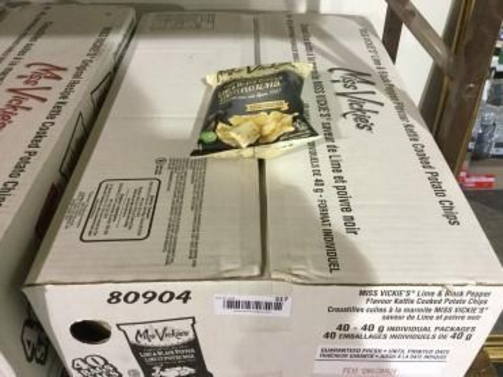 Case of 40 x 40 g Miss Vickies Lime and Black Pepper Chips