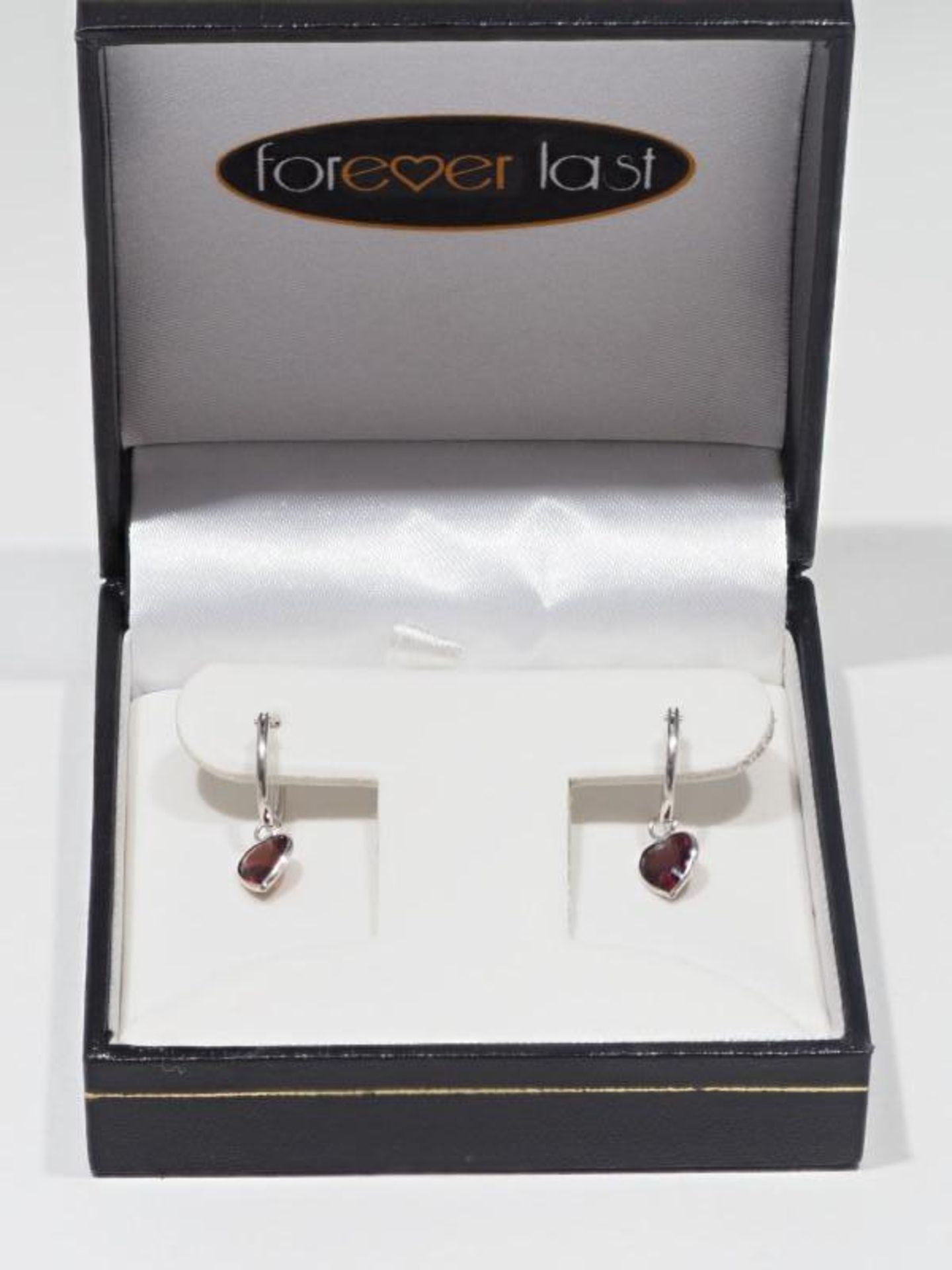 14K White Gold Garnet (January Birthstone) (1.7ct) Heart Shaped Hand Assembled Hoop Earrings. Insura - Image 3 of 4