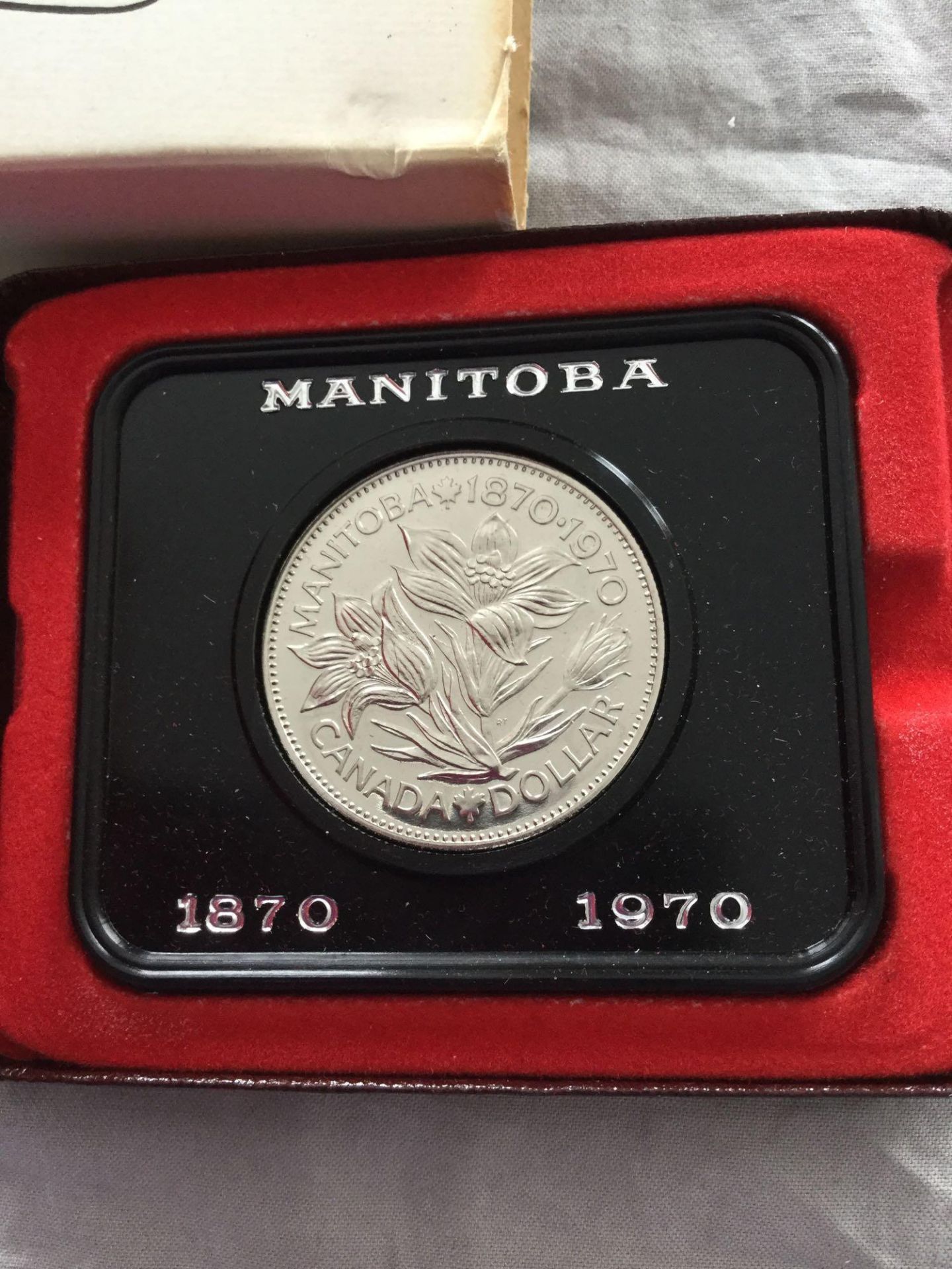 1870-1970 Royal Canadian Mint - Canada Silver Dollar - Manitoba 100 th Anniversary - Image 2 of 3