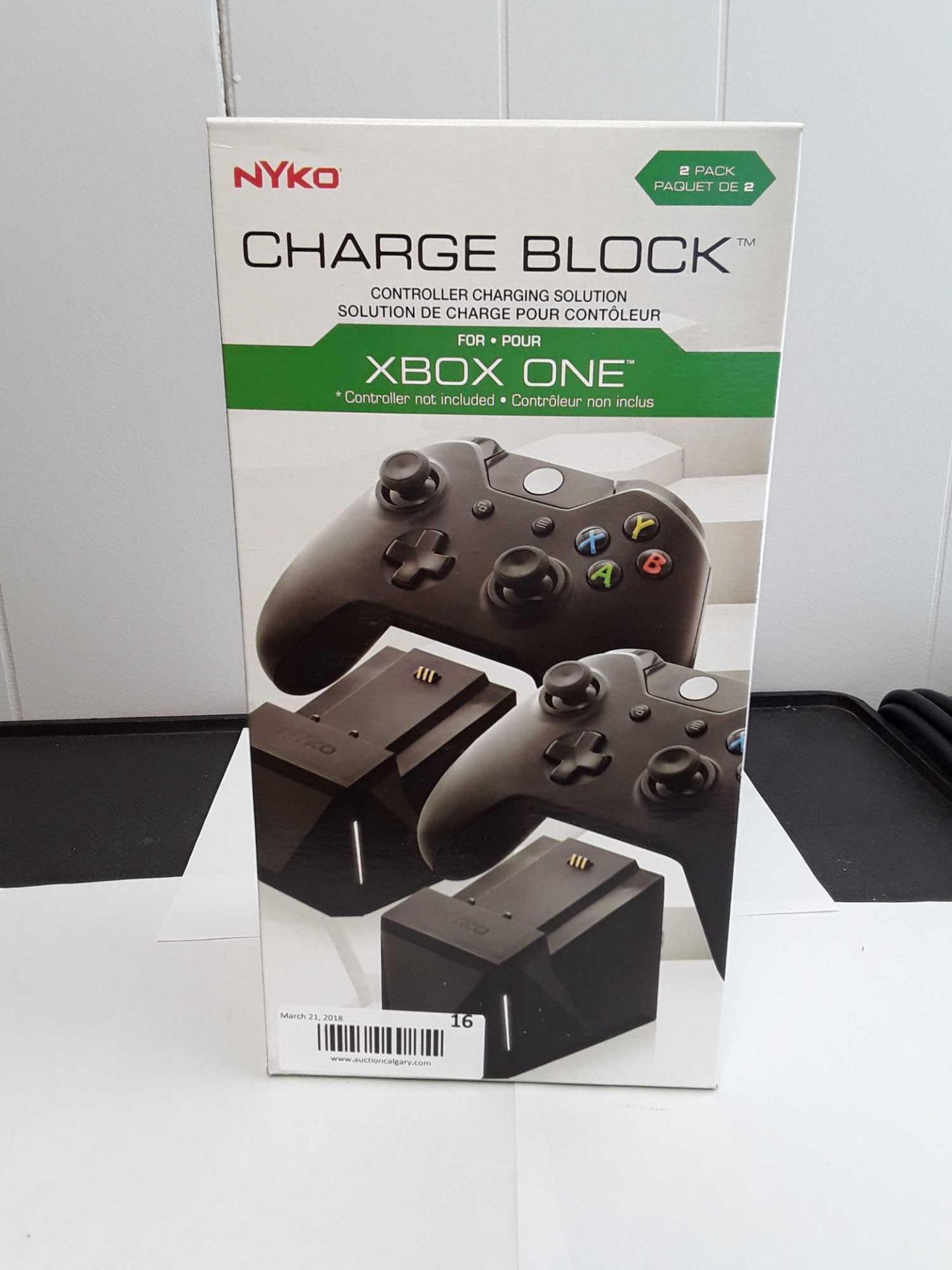 NYKO XBOX-ONE Charge Block - Controller Charging Station - NO Controllers