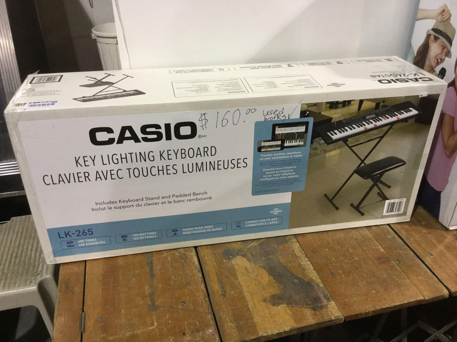 Casio Key Lighting Keyboard includes Stand and Bench