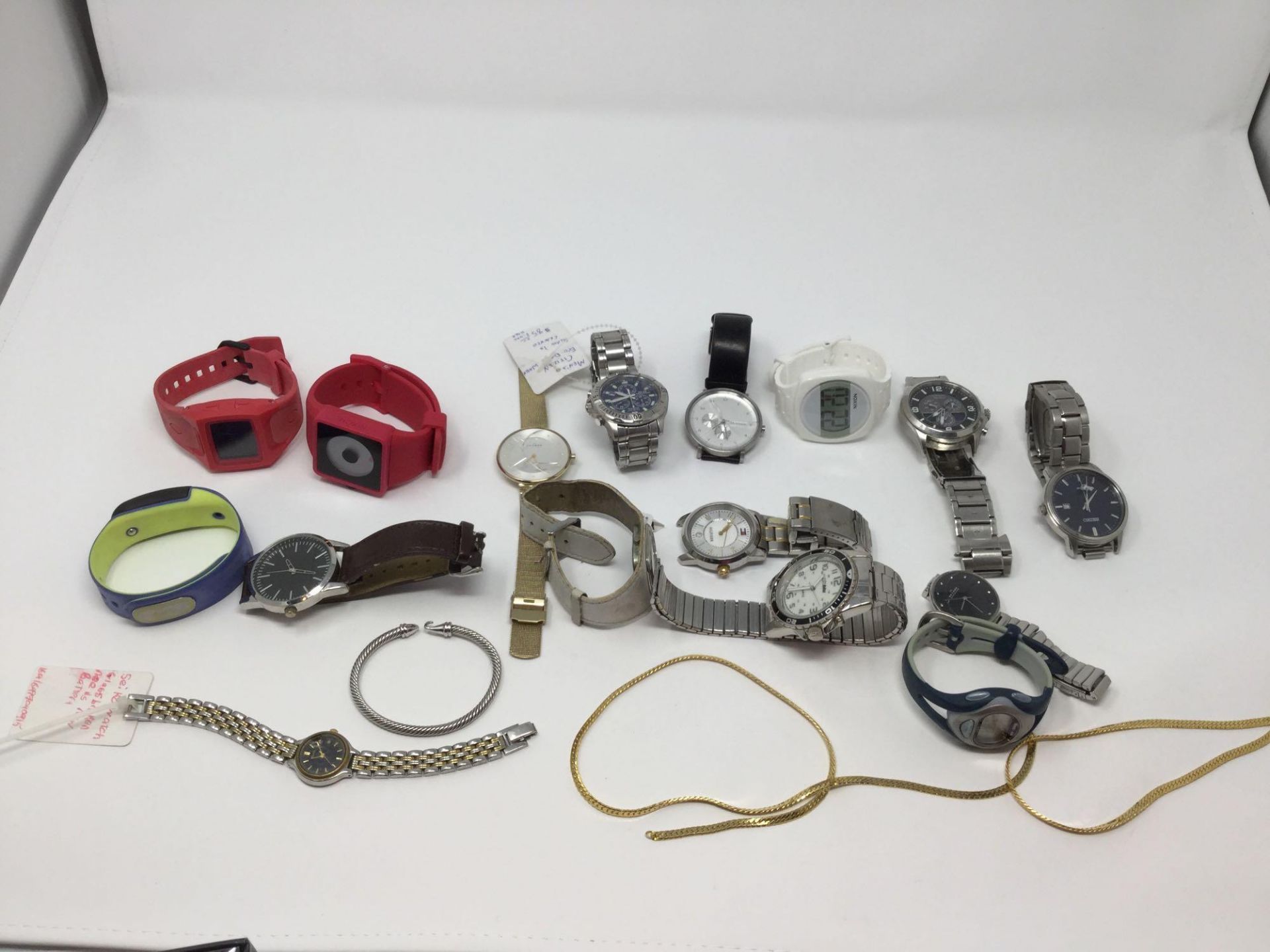 Bag of Assorted Watches and Necklaces - Require Repair