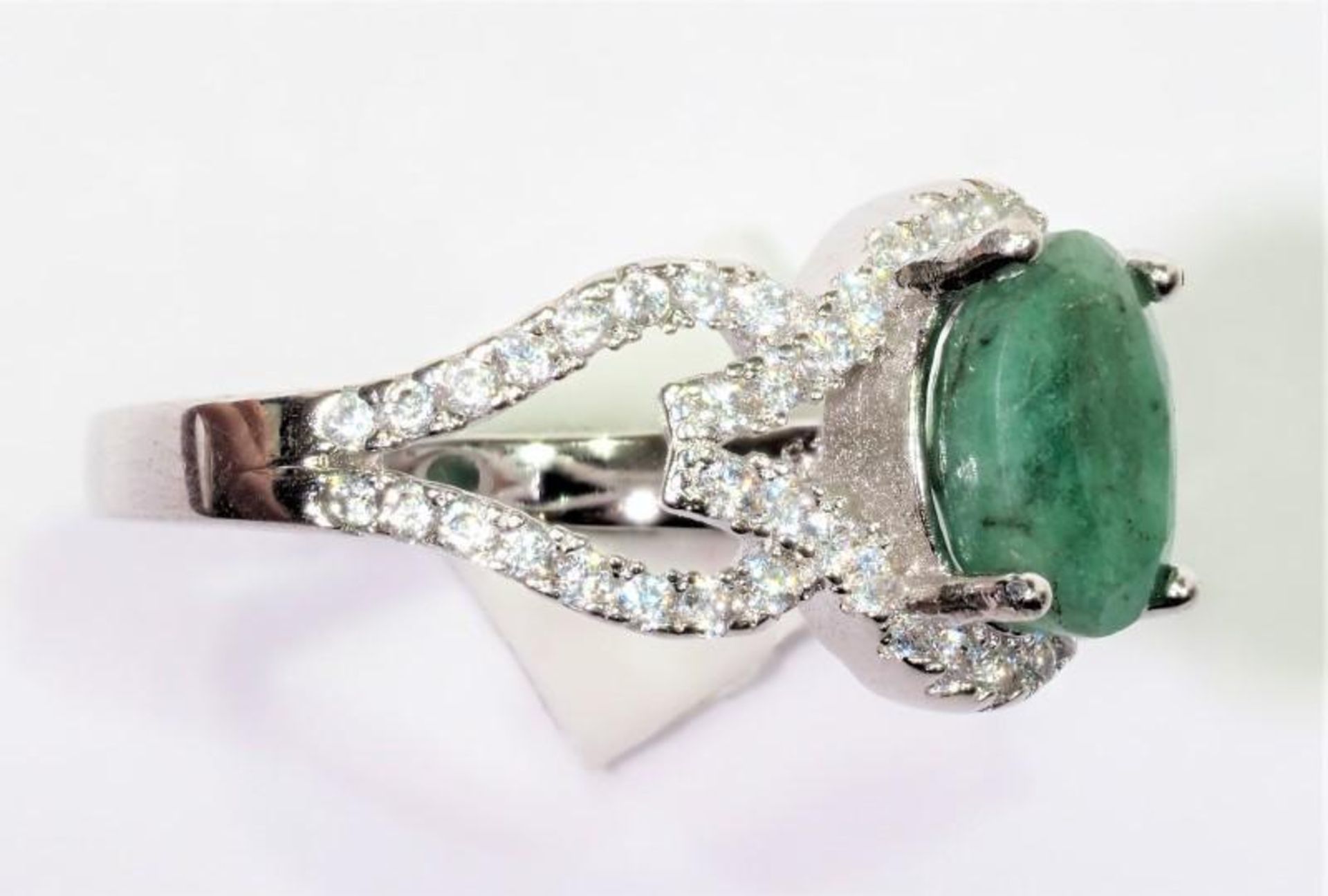 Sterling Silver Emerald Ring, Retail $300 (MS19 - 46) - Image 3 of 3