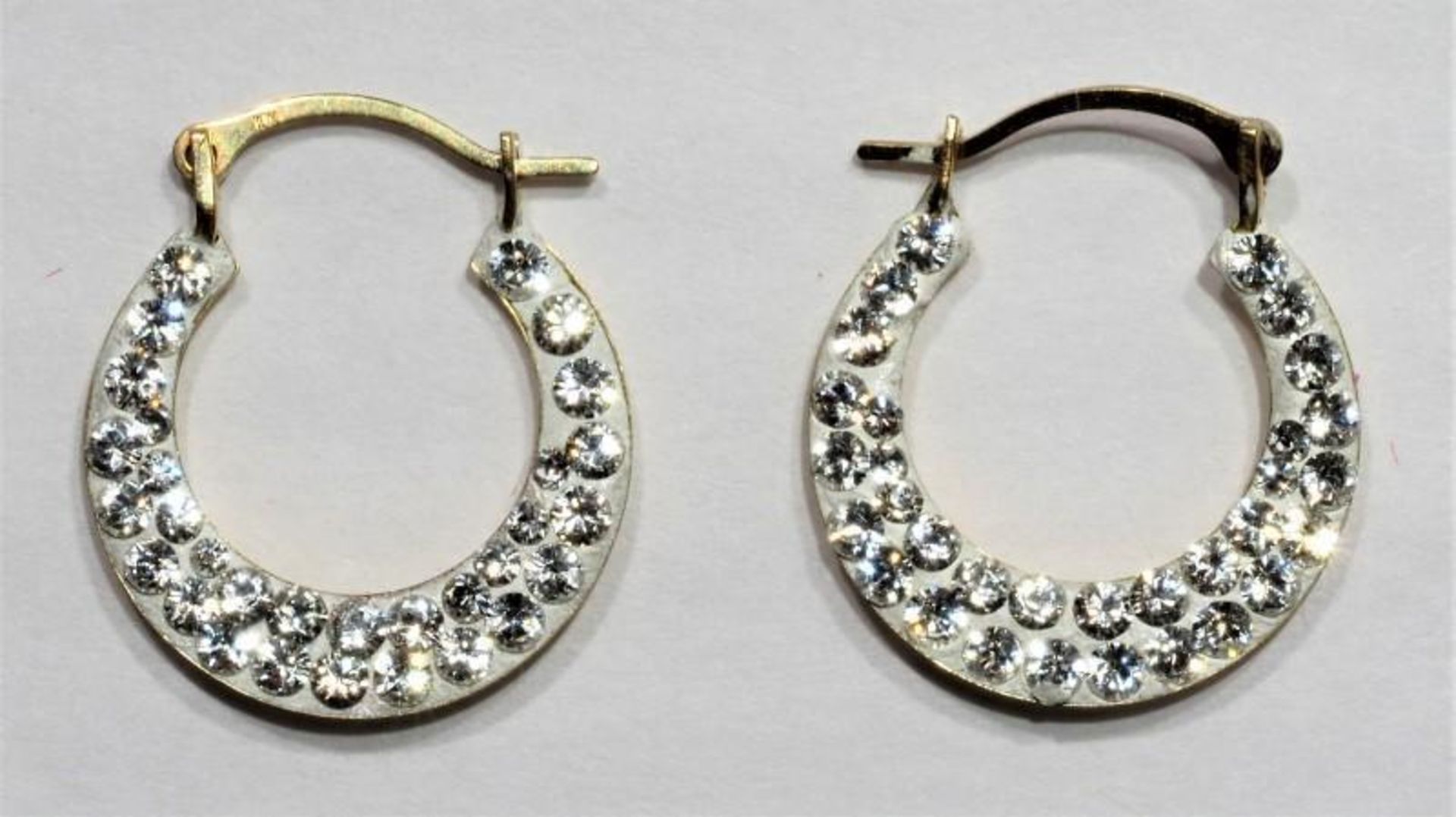 10K Gold Cubic Zirconia Hoop Earrings, Retail $350 (MS19 - 37)